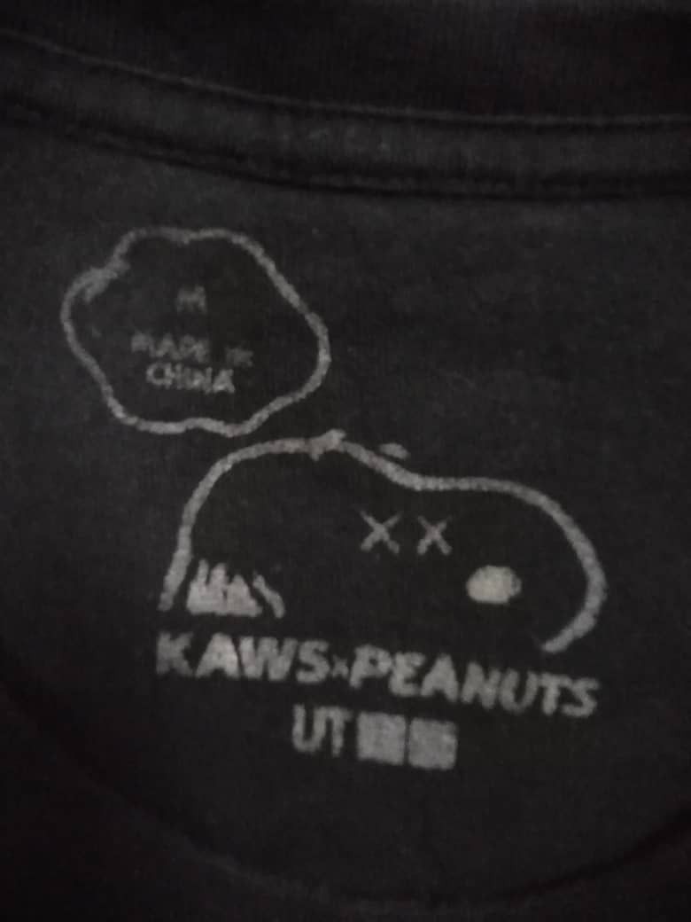 Kaws × Peanuts Vintage Kaws X Peanuts T Shirt X Uniqlo Like New Size US M / EU 48-50 / 2 - 4 Thumbnail