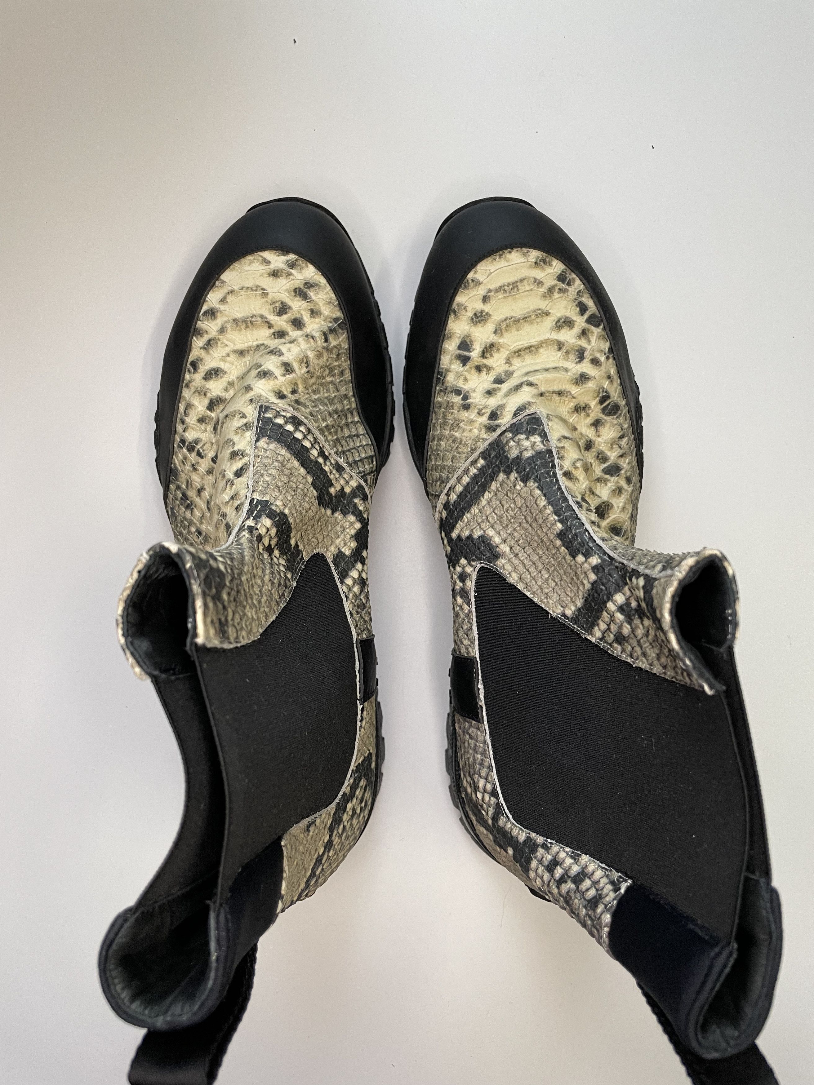 1017 ALYX 9SM × Vibram 1017 ALYX 9SM Vibram Chelsea Boots (0964) Size US 10 / EU 43 - 14 Thumbnail