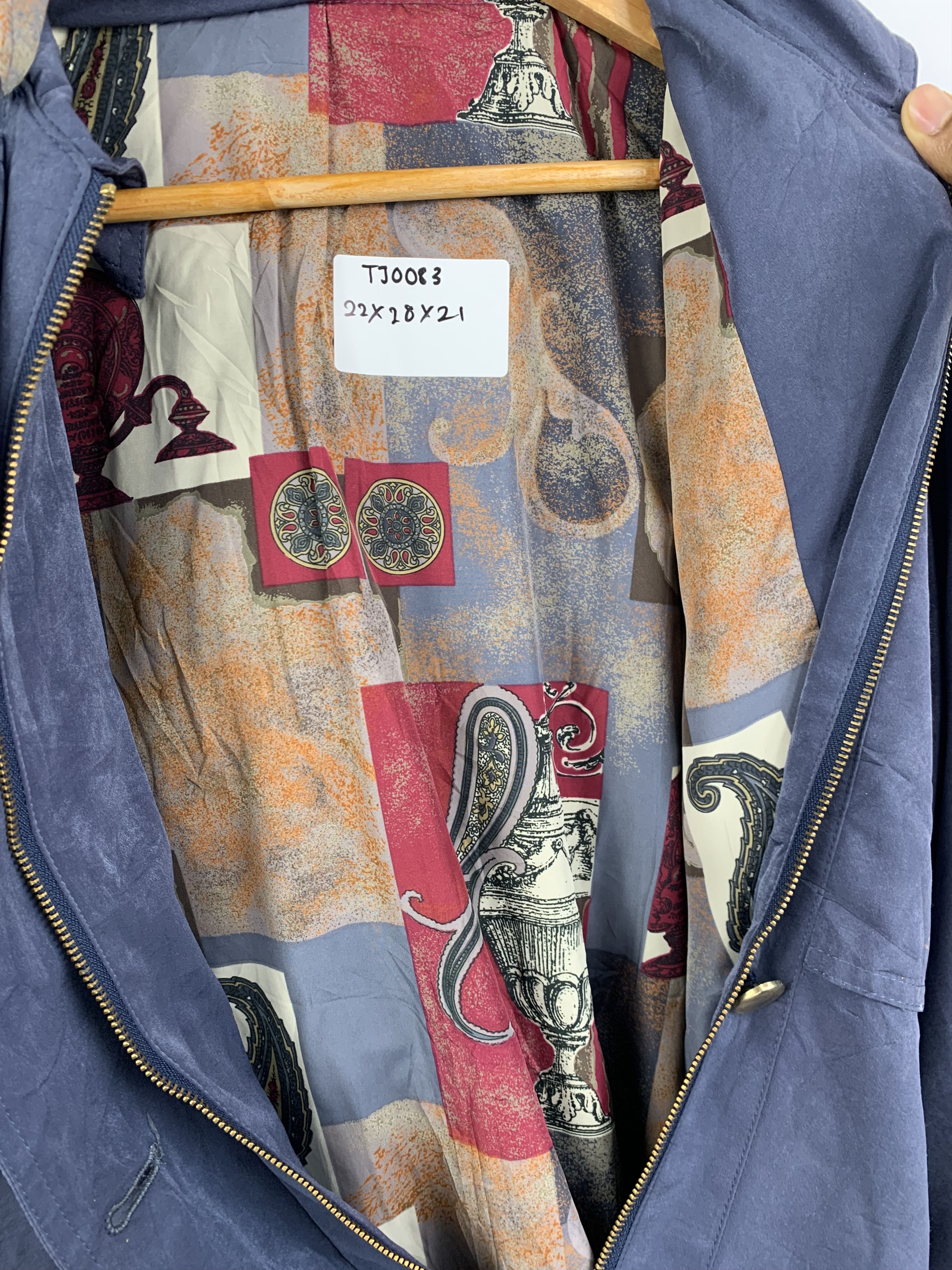 Japanese Brand Vintage Japanese Brand Hoodie Zip Up Parka Jacket Size US L / EU 52-54 / 3 - 10 Thumbnail