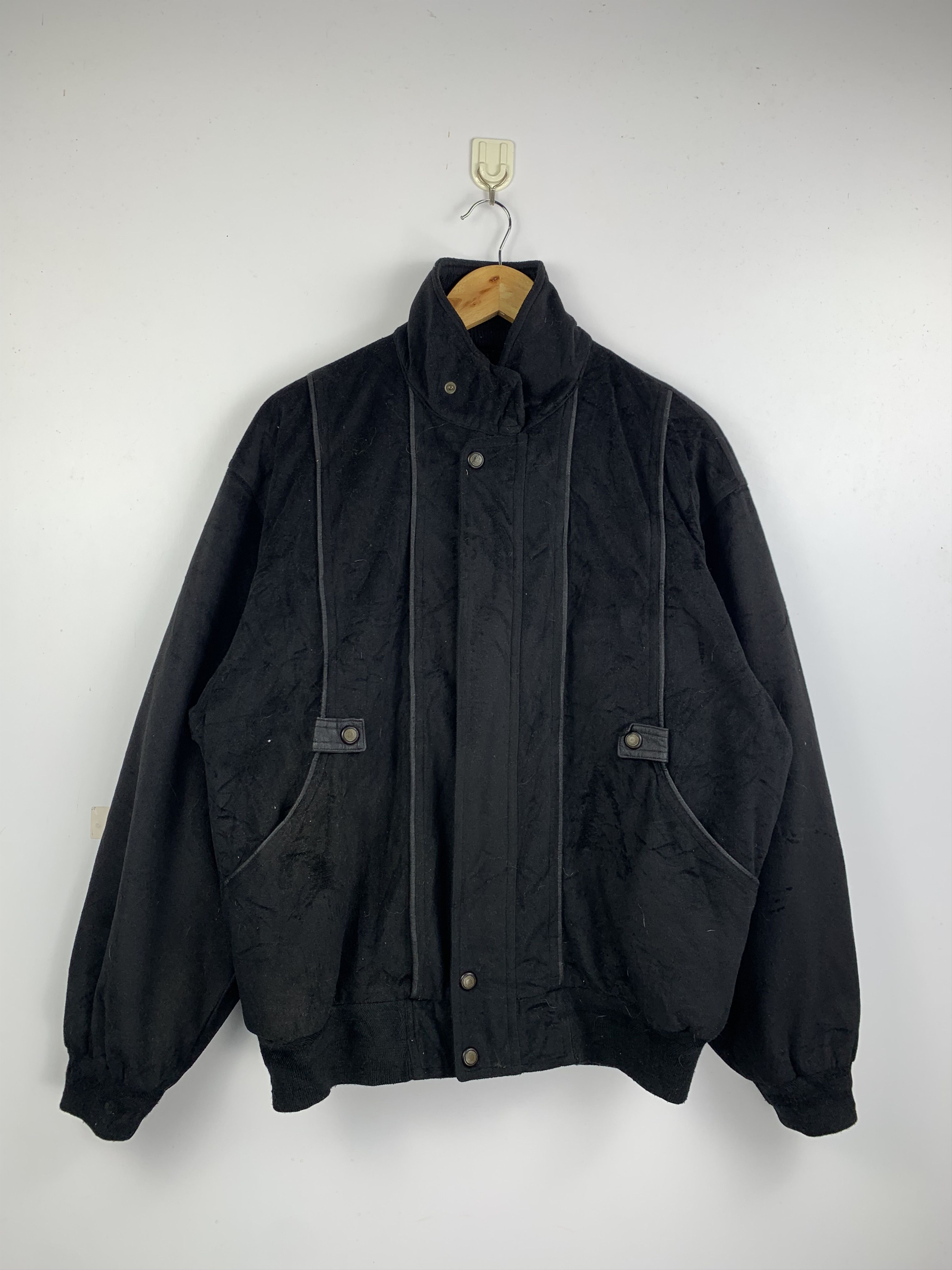Vintage INTL PARIS Zip Up Bomber Black Fleece Jacket