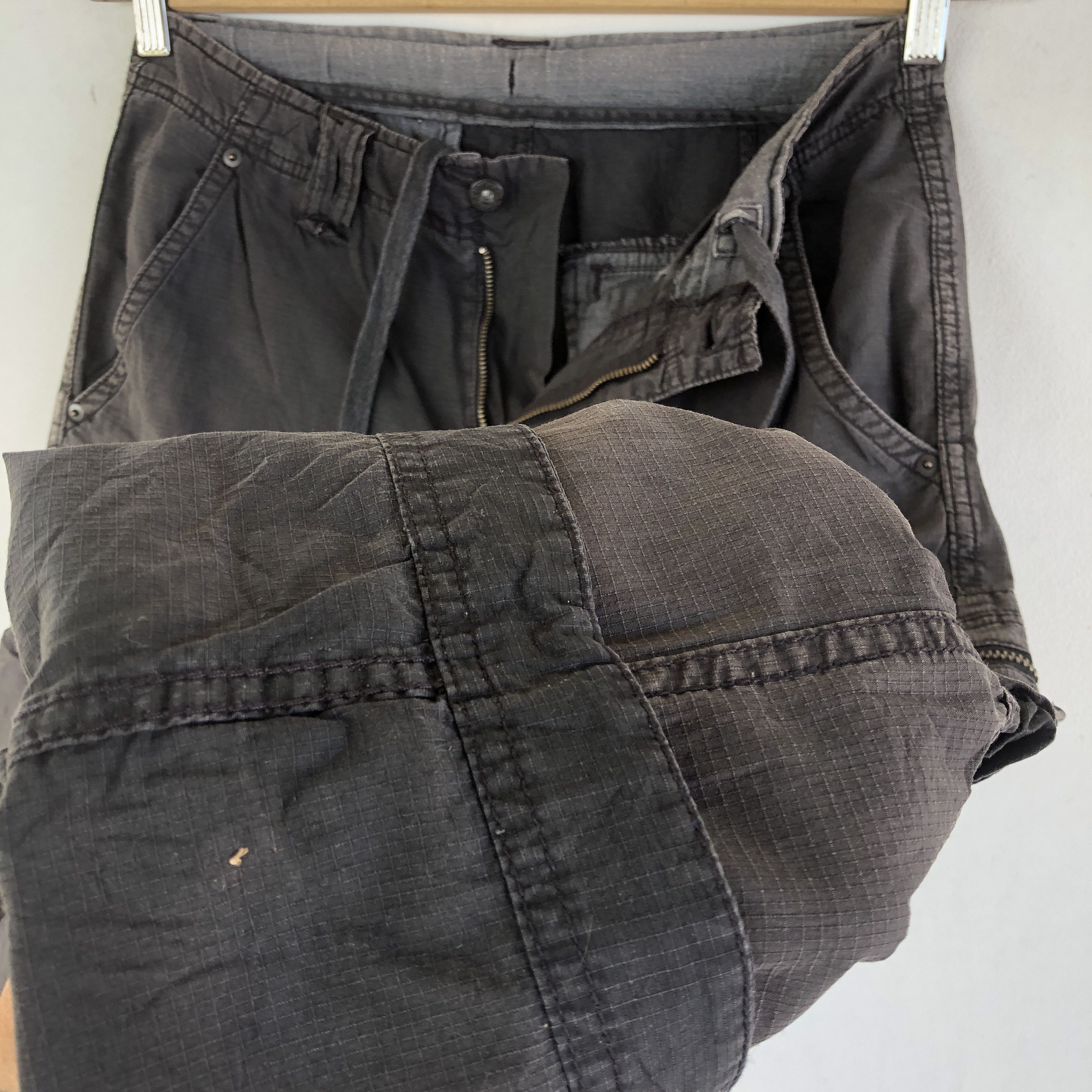 Japanese Brand × Vintage Vintage Japanese Cargo Pants Multi Pocket Bondage Trousers Size US 30 / EU 46 - 10 Thumbnail