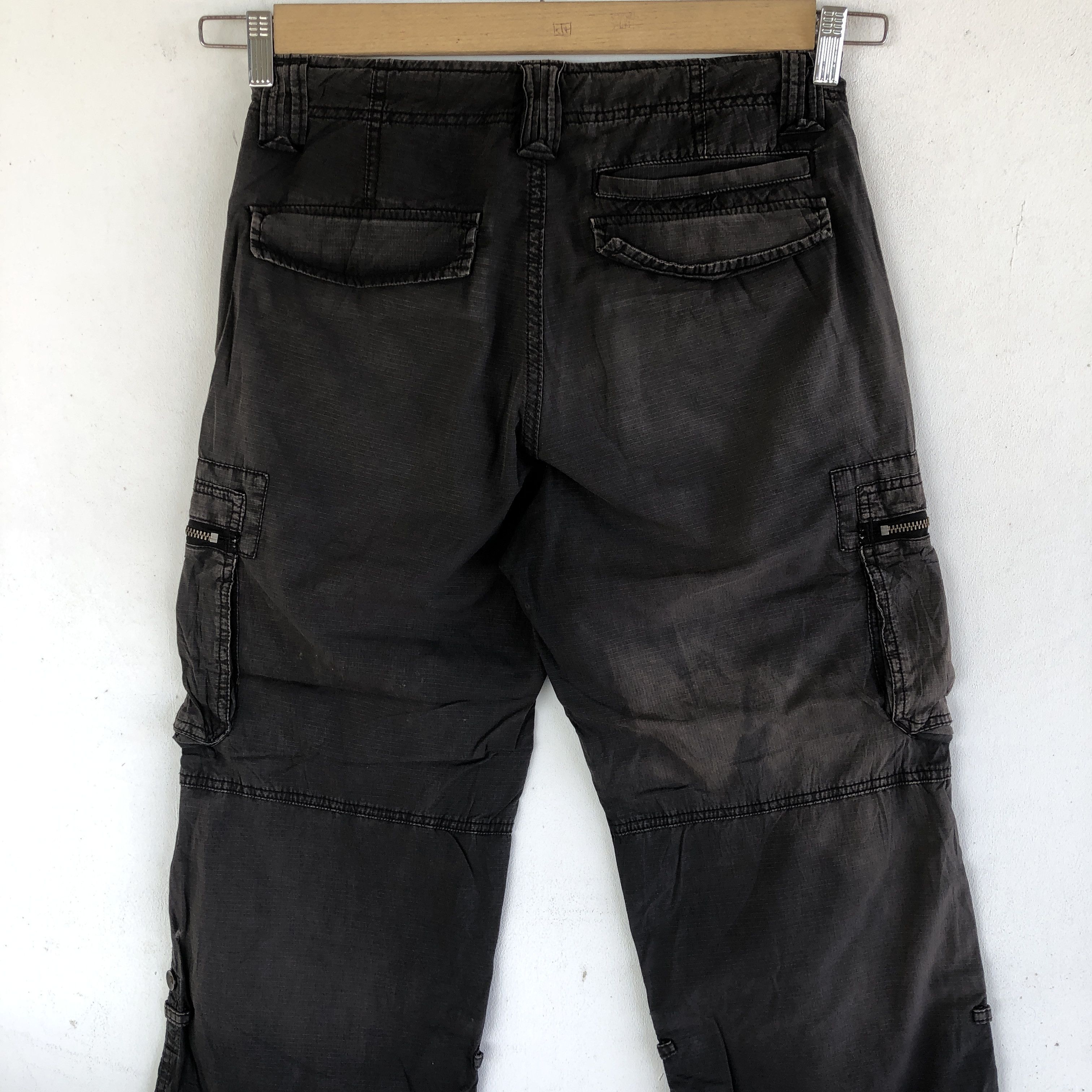 Japanese Brand × Vintage Vintage Japanese Cargo Pants Multi Pocket Bondage Trousers Size US 30 / EU 46 - 6 Thumbnail