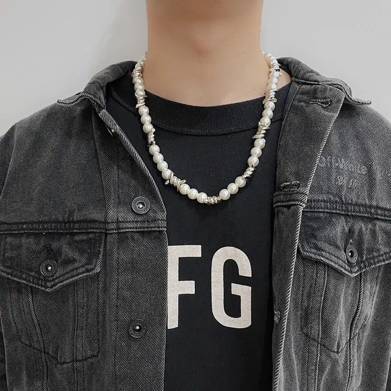 Jewelry Elegant White Imitation Pearl Necklace Size ONE SIZE - 1 Thumbnail