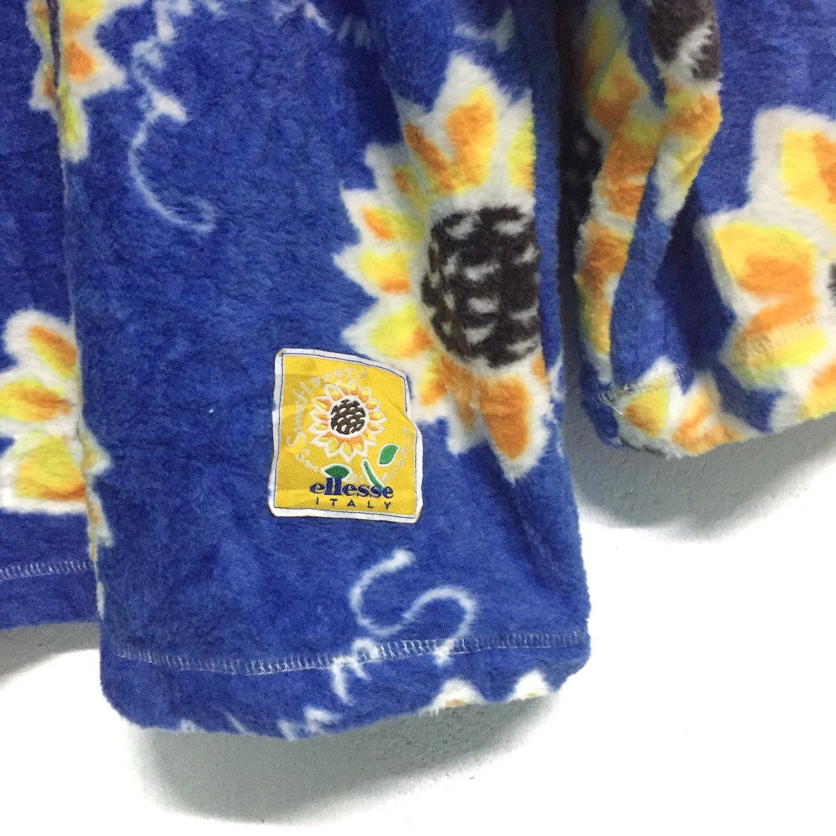 Ellesse Ellese Sun Flower FullPrint Sweatshirt Made by Goldwin Size US L / EU 52-54 / 3 - 7 Thumbnail