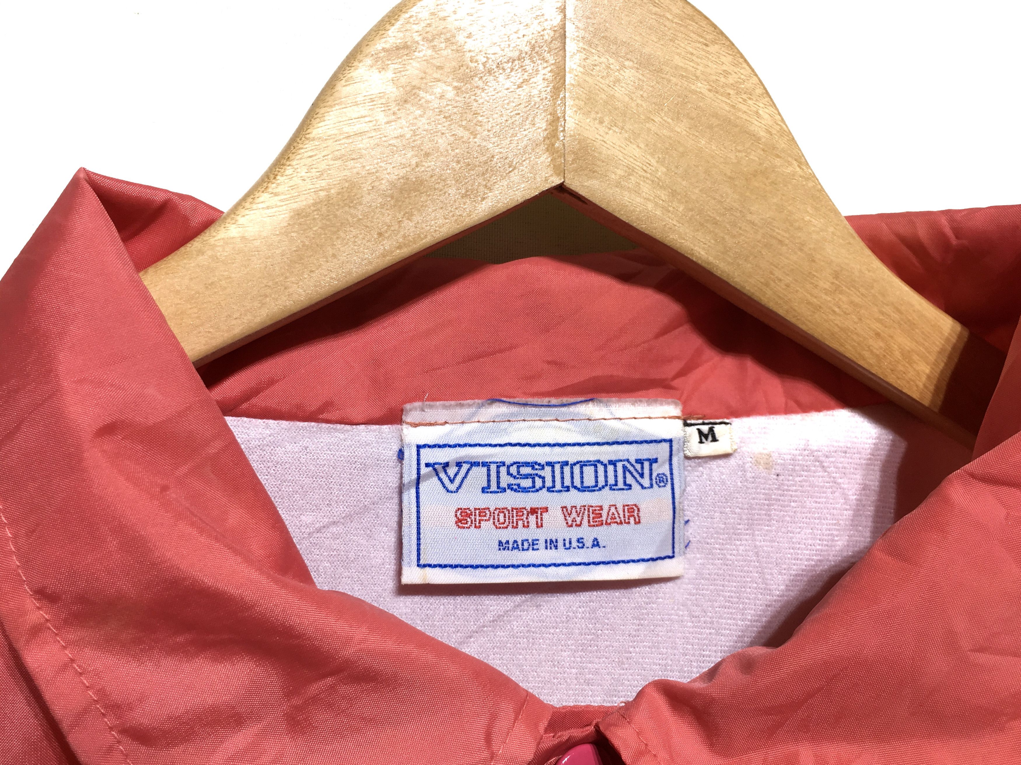 Vintage VINTAGE VISION STREET WEAR MADE IN USA WINDBREAKER JACKET Size US M / EU 48-50 / 2 - 4 Thumbnail