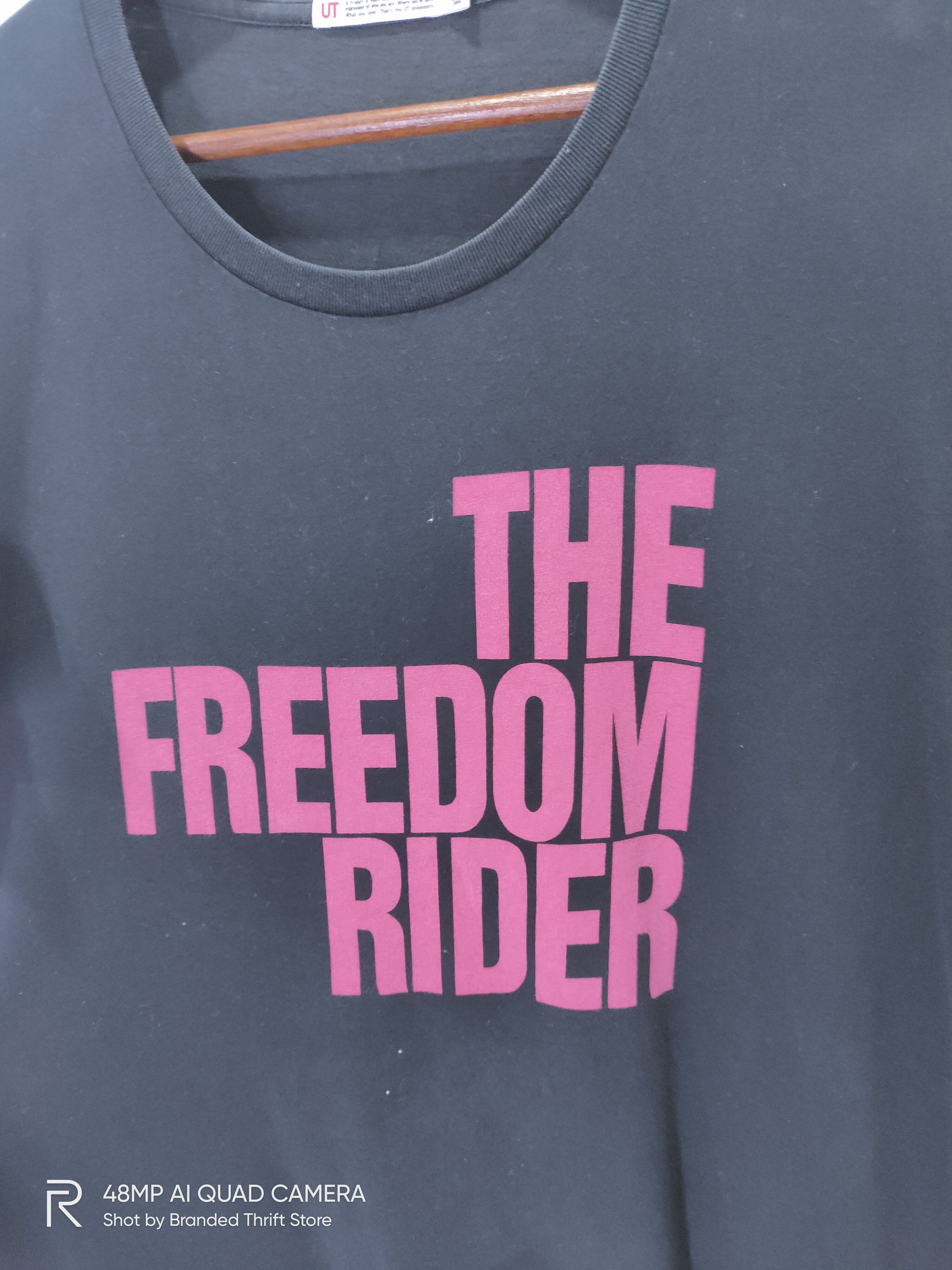 Japanese Brand × Uniqlo UNIQLO The Freedom Rider like The North Face Font Style Tee Size US L / EU 52-54 / 3 - 2 Thumbnail