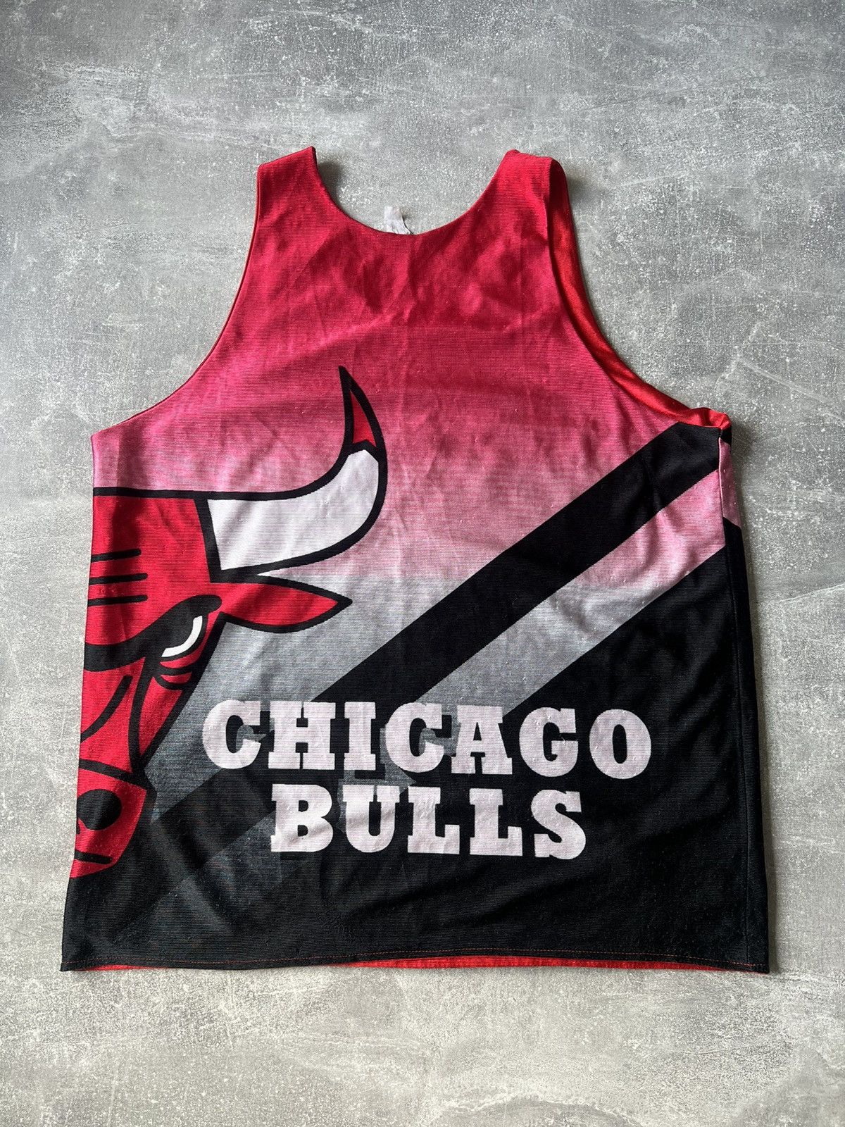 NBA Vintage NBA Chicago Bulls Red Tanks Jersey Size L - XL Size US XL / EU 56 / 4 - 5 Thumbnail