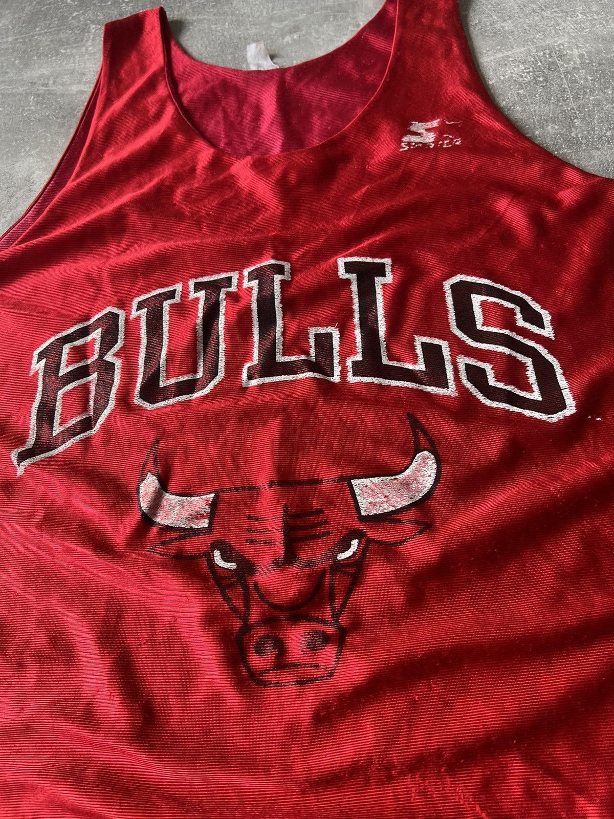 NBA Vintage NBA Chicago Bulls Red Tanks Jersey Size L - XL Size US XL / EU 56 / 4 - 9 Thumbnail