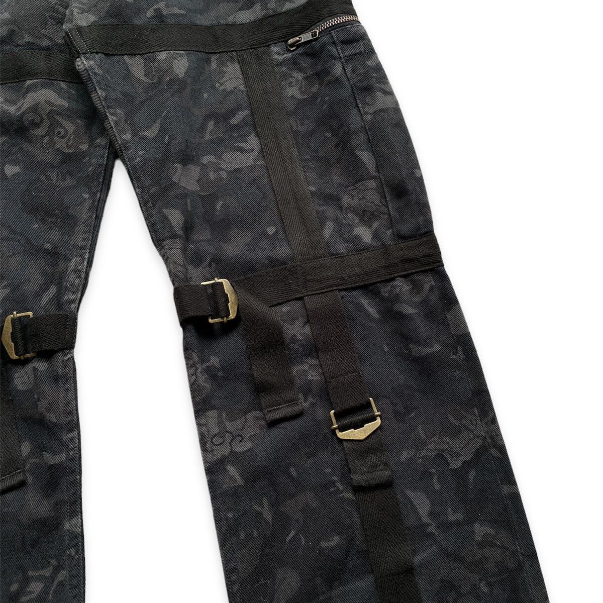 Japanese Brand 📣LAST CALL📣 PPFM Skully Camo Bondage Archive Pants Size US 30 / EU 46 - 4 Thumbnail