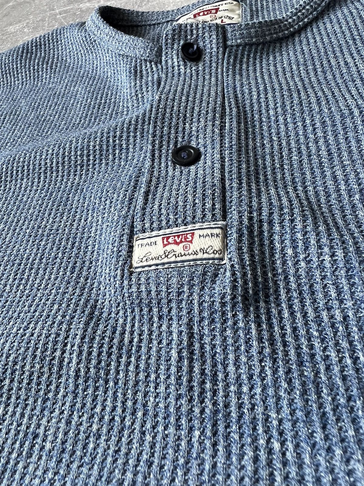 Levi's 90S Vintage Levis Blue T Shirt Size L Size US L / EU 52-54 / 3 - 4 Thumbnail