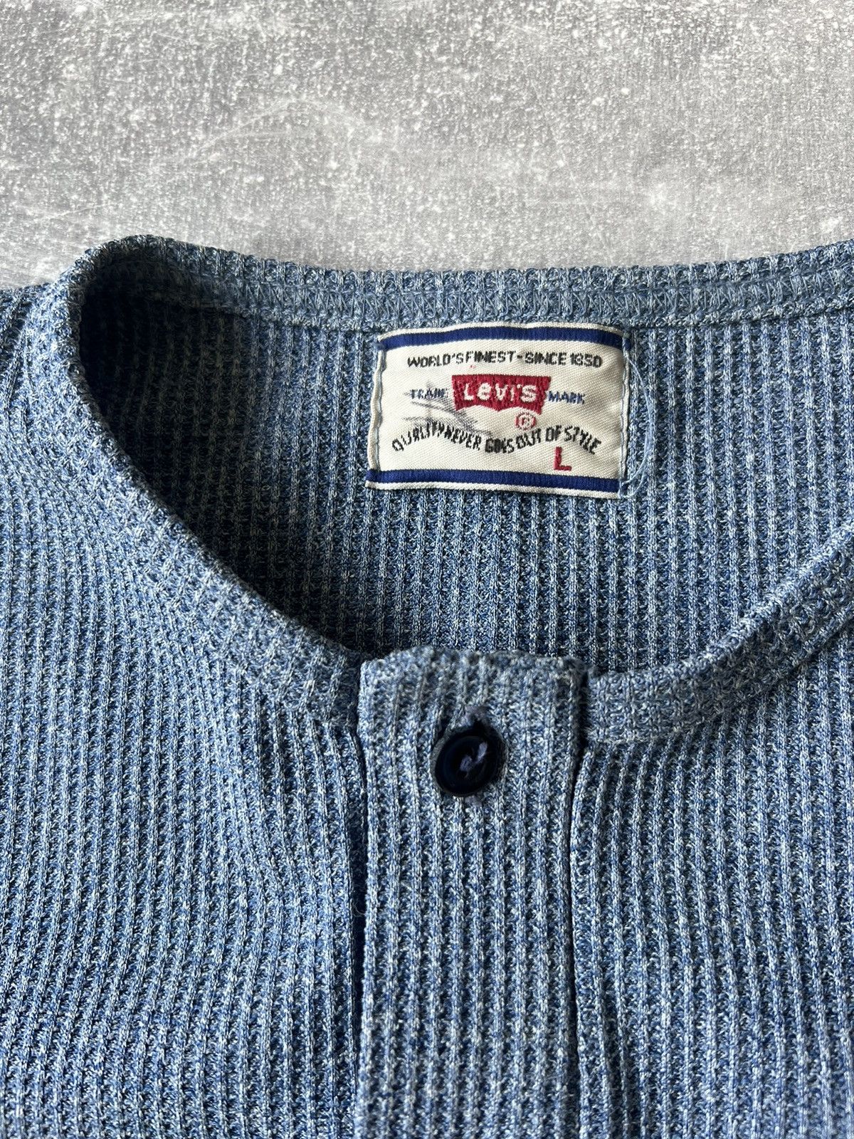 Levi's 90S Vintage Levis Blue T Shirt Size L Size US L / EU 52-54 / 3 - 5 Thumbnail