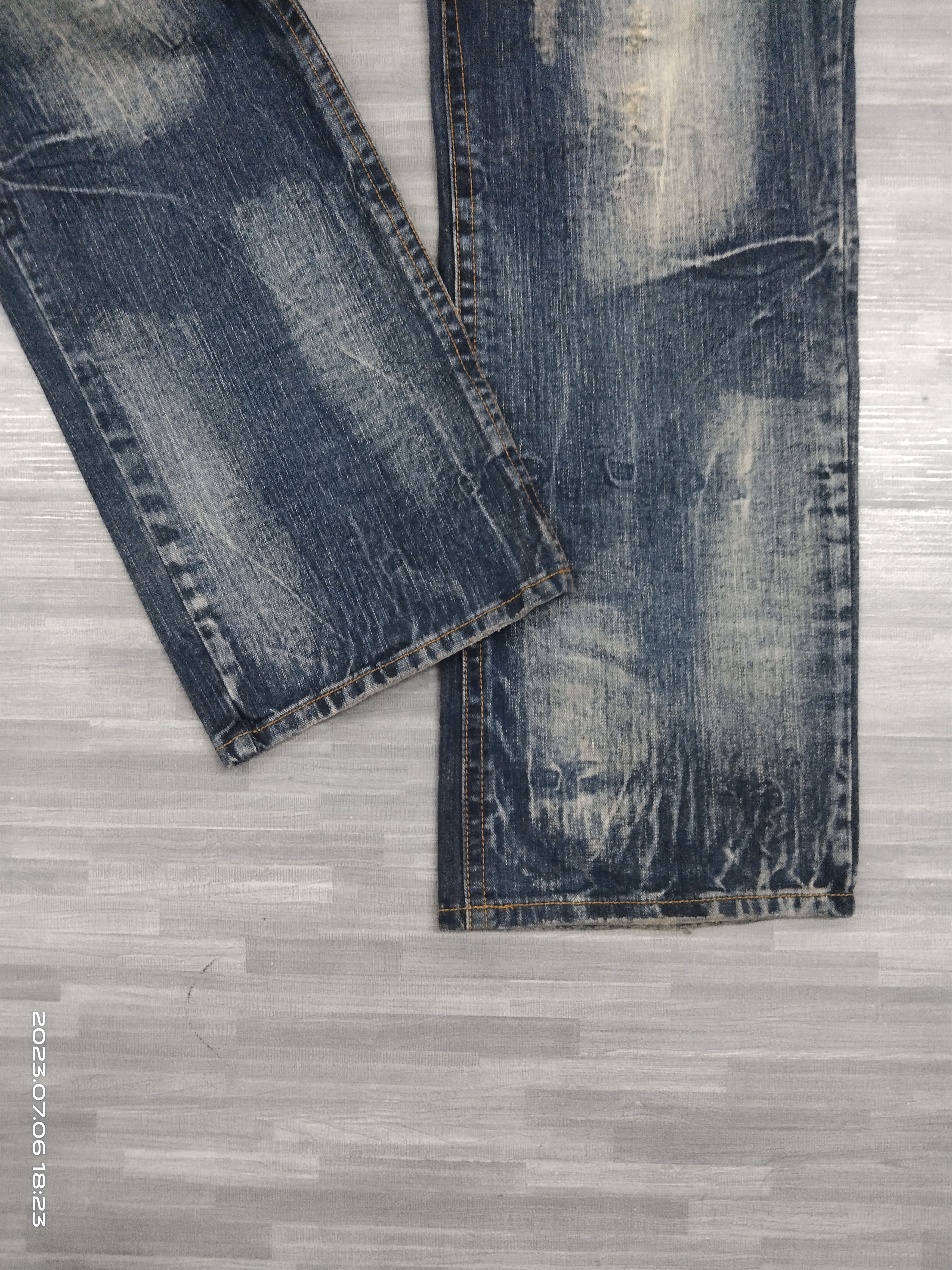 Japanese Brand WASHED BLUE OG JEANS EMBROIDED WING DENIM PANTS Size US 34 / EU 50 - 7 Thumbnail