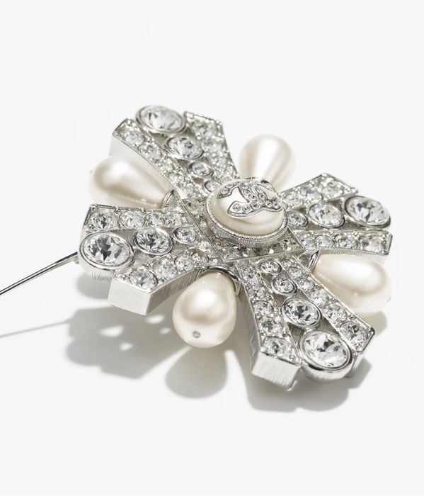 CHANEL Brooches Camellia