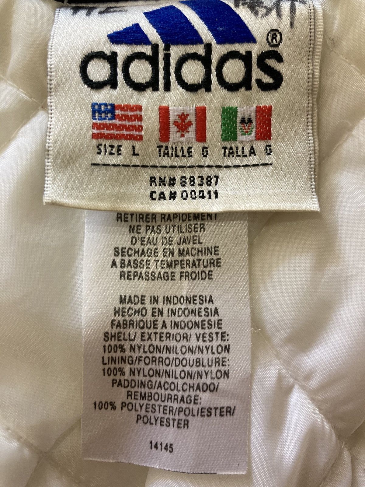 Adidas VINTAGE ADIDAS BOMBER JACKET Size US L / EU 52-54 / 3 - 7 Thumbnail