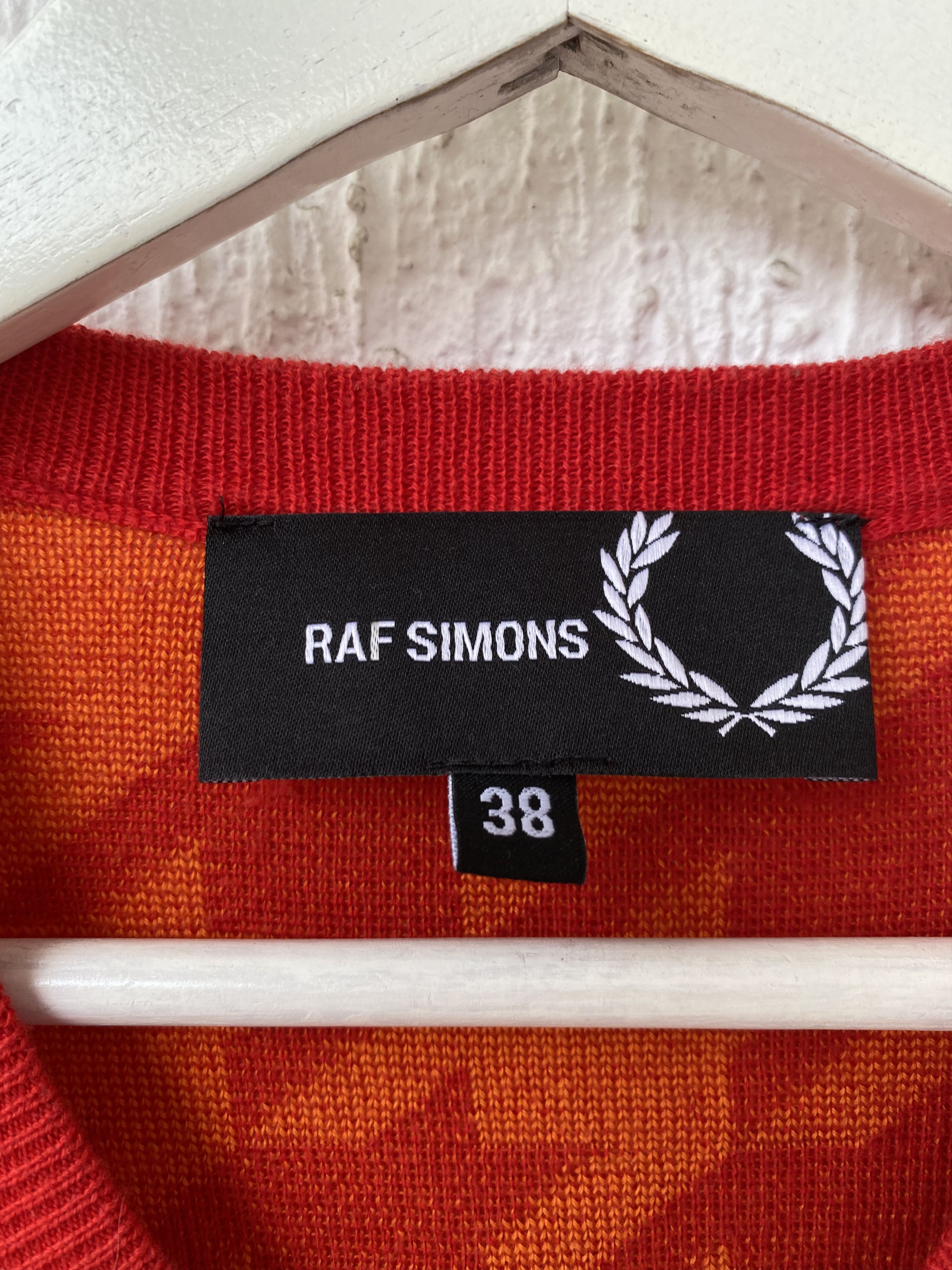 Fred Perry × Raf Simons V-NECK HOUNDSTOOTH SWEATER Size US S / EU 44-46 / 1 - 4 Thumbnail