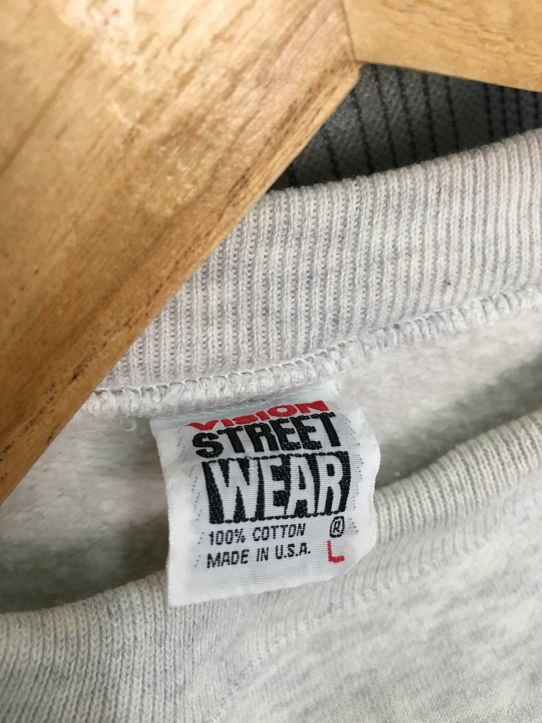Vintage VINTAGE 1987 VISION STREET WEAR INC SKATE SWEATSHIRTS Size US L / EU 52-54 / 3 - 5 Thumbnail