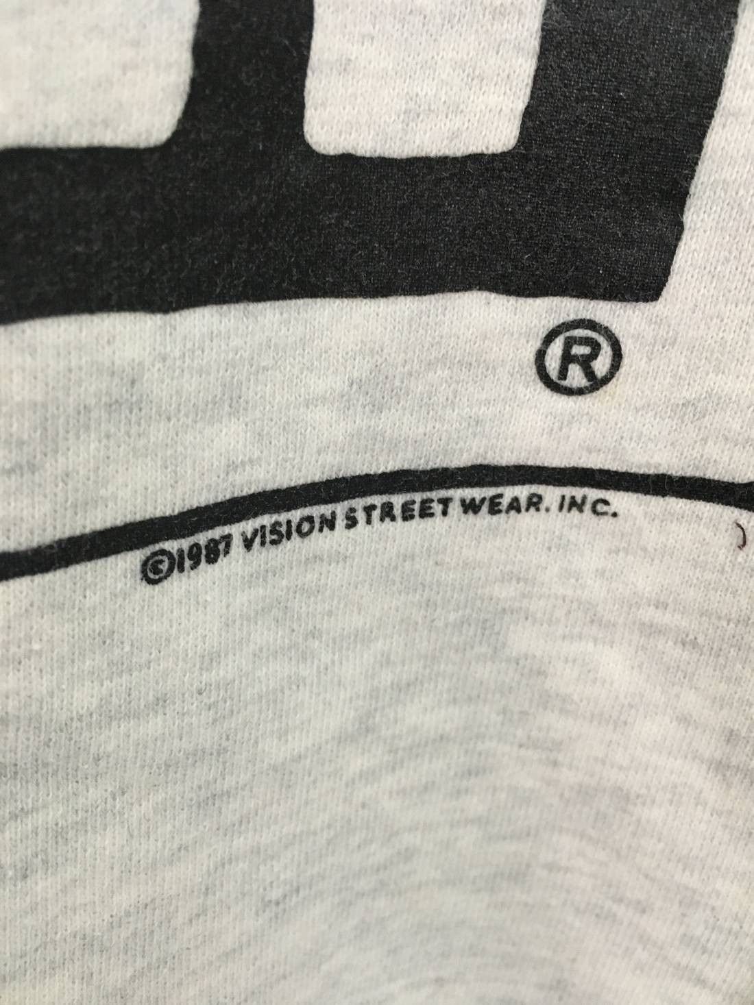 Vintage VINTAGE 1987 VISION STREET WEAR INC SKATE SWEATSHIRTS Size US L / EU 52-54 / 3 - 8 Thumbnail
