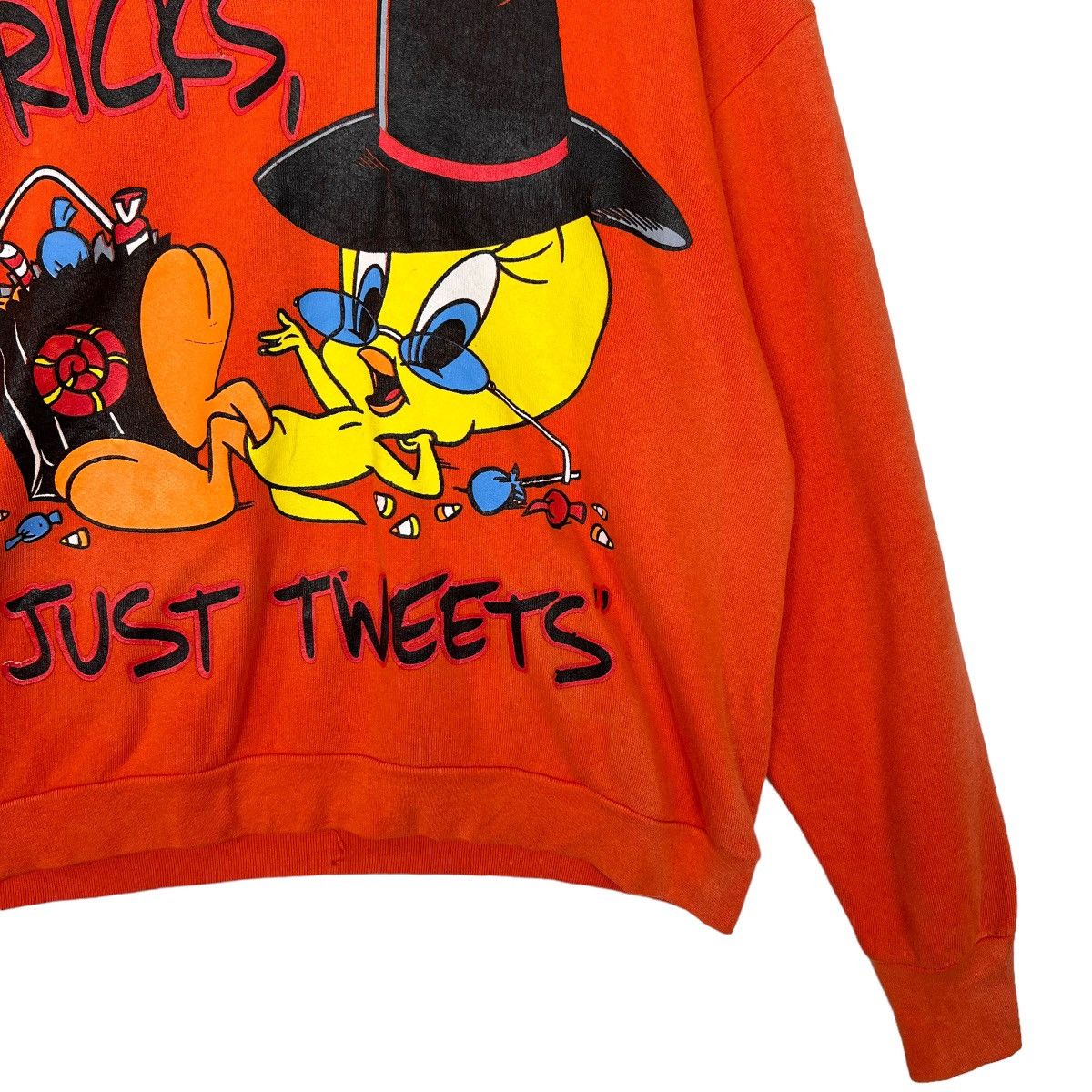 Vintage 💥 VINTAGE LOONEY TUNES NO TRICK'S SWEATSHIRT Size US M / EU 48-50 / 2 - 4 Thumbnail