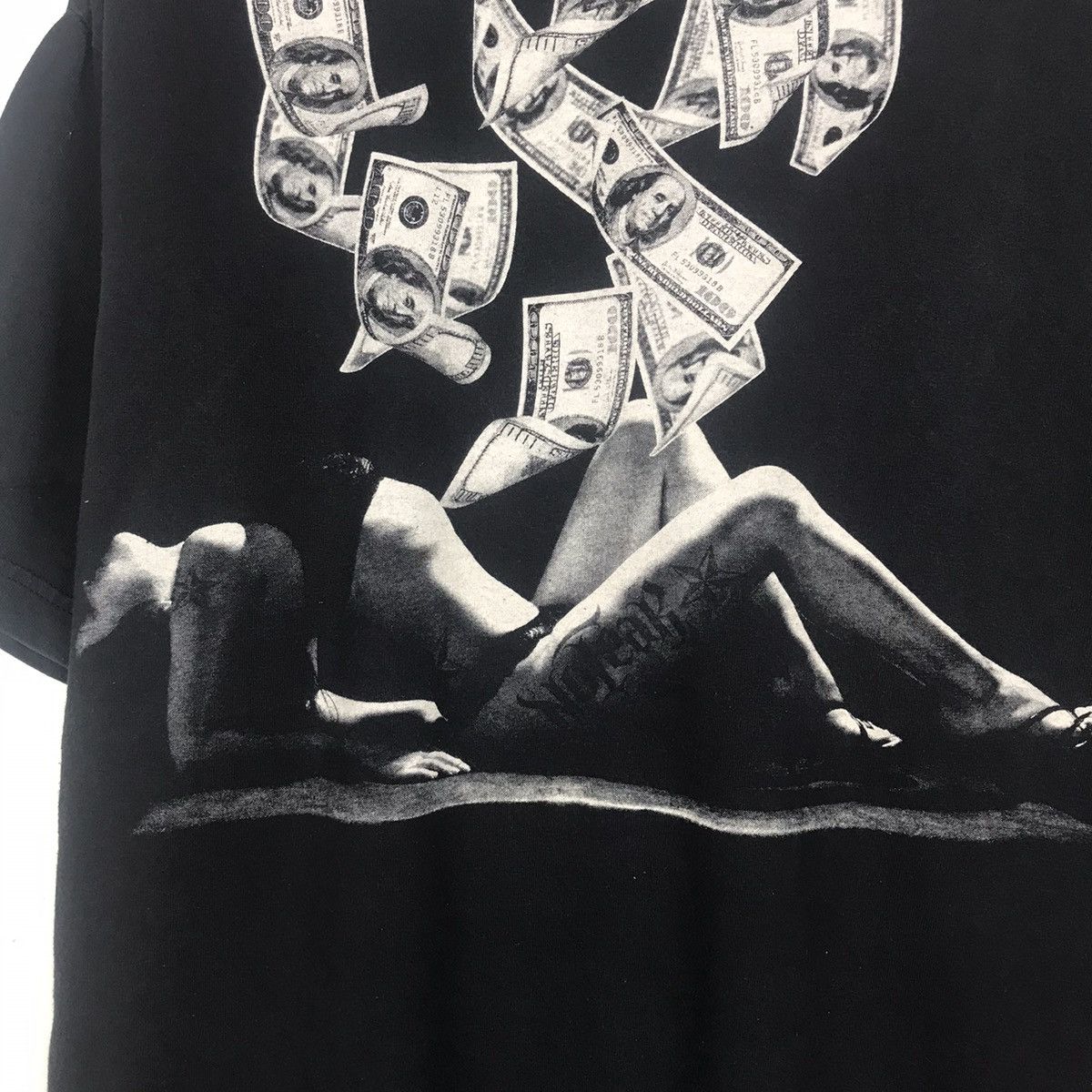 No Fear Vintage 90s No Fear Money Girl Over Print Tee Size US XL / EU 56 / 4 - 4 Thumbnail