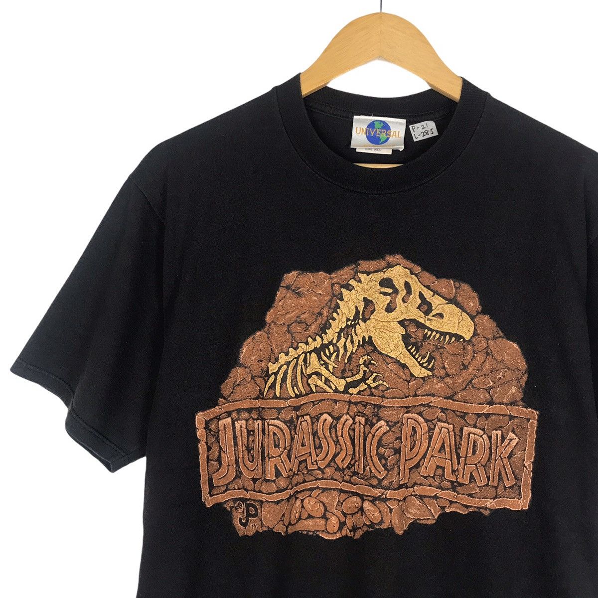 Universal Studios 🔥BEST OFFER🔥 Vintage 90s Jurassic Park Universal Studios Size US L / EU 52-54 / 3 - 3 Thumbnail