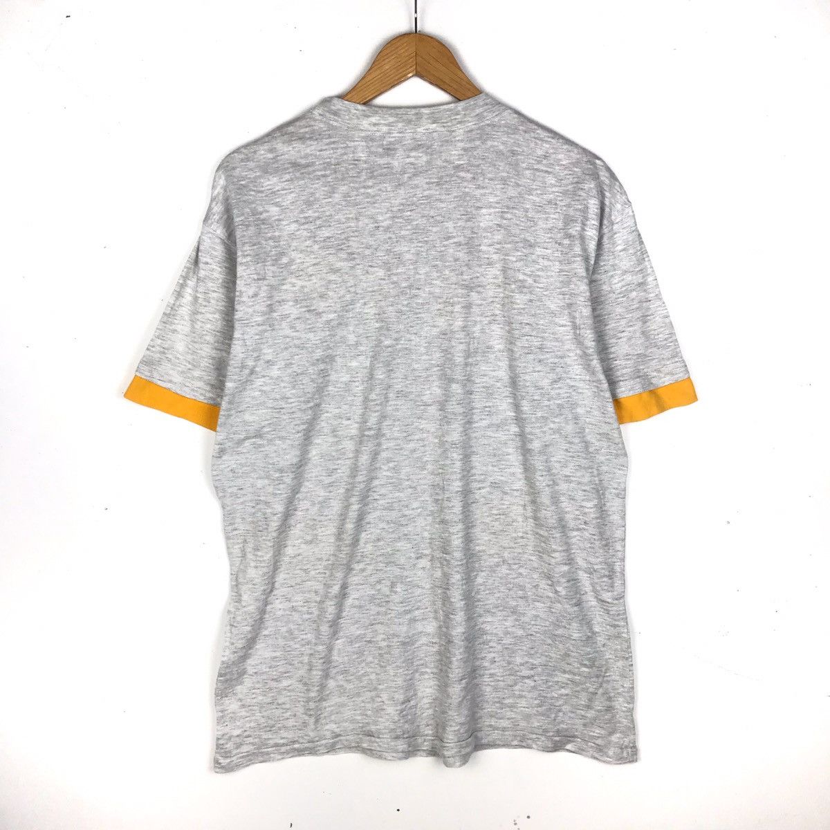 Hook-Ups Vintage 90s Bitch Skateboard Tee Size US L / EU 52-54 / 3 - 2 Thumbnail