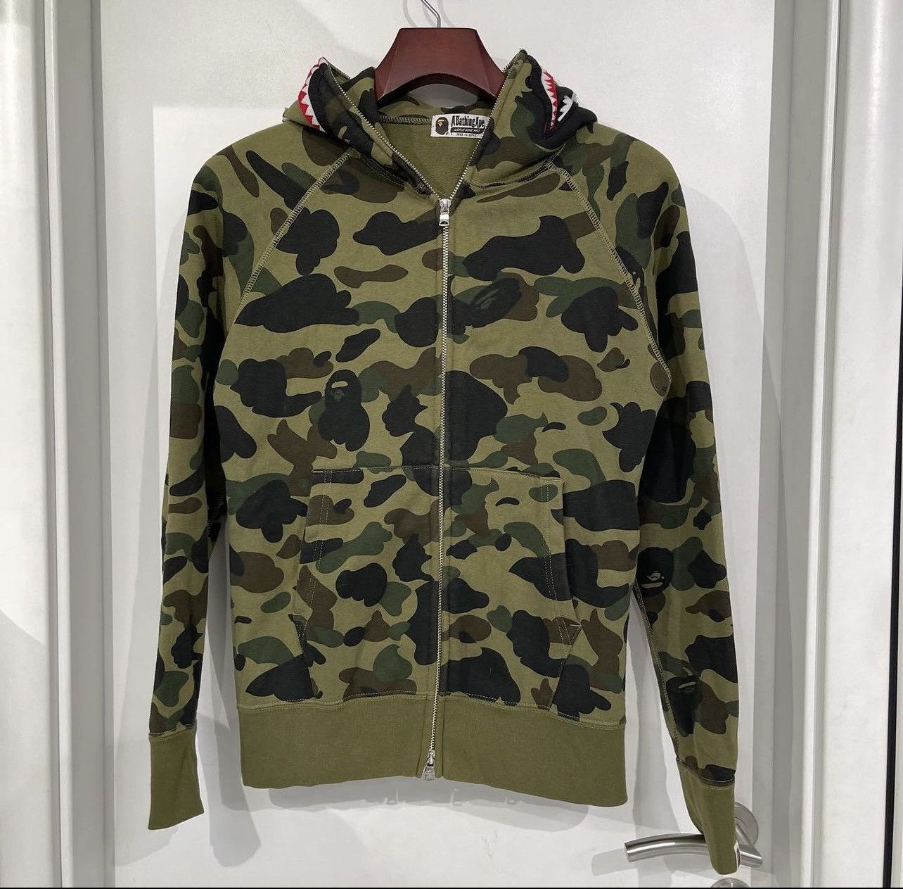 Bape Bape Shark Full ZIP Hoodie Camo Green Size US S / EU 44-46 / 1 - 1 Thumbnail