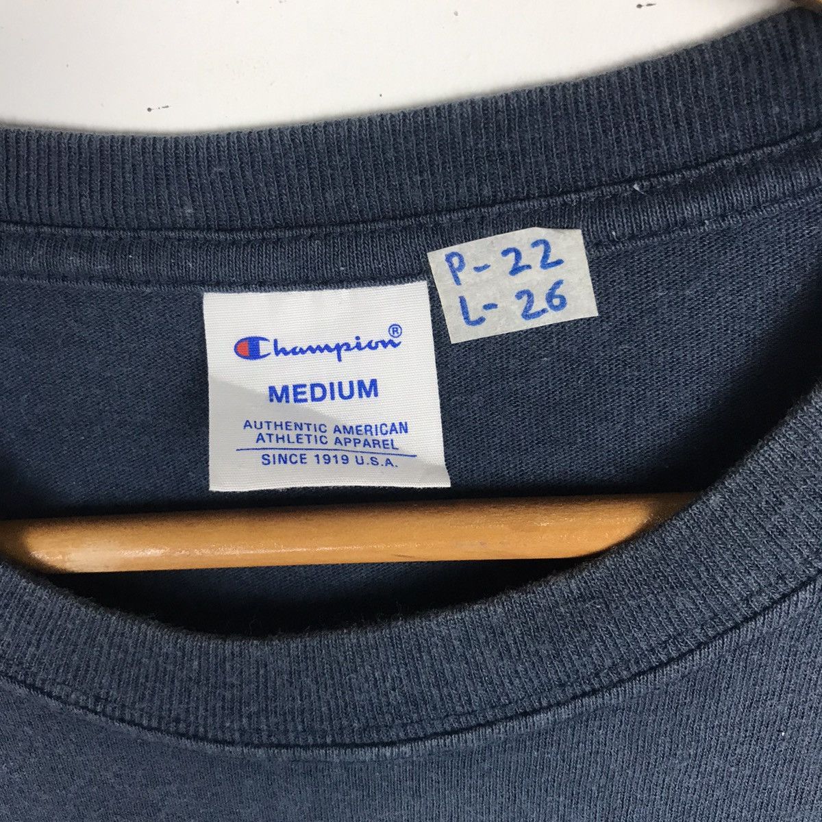 Champion Vintage 90s Champion With Small Logo Size US M / EU 48-50 / 2 - 4 Thumbnail