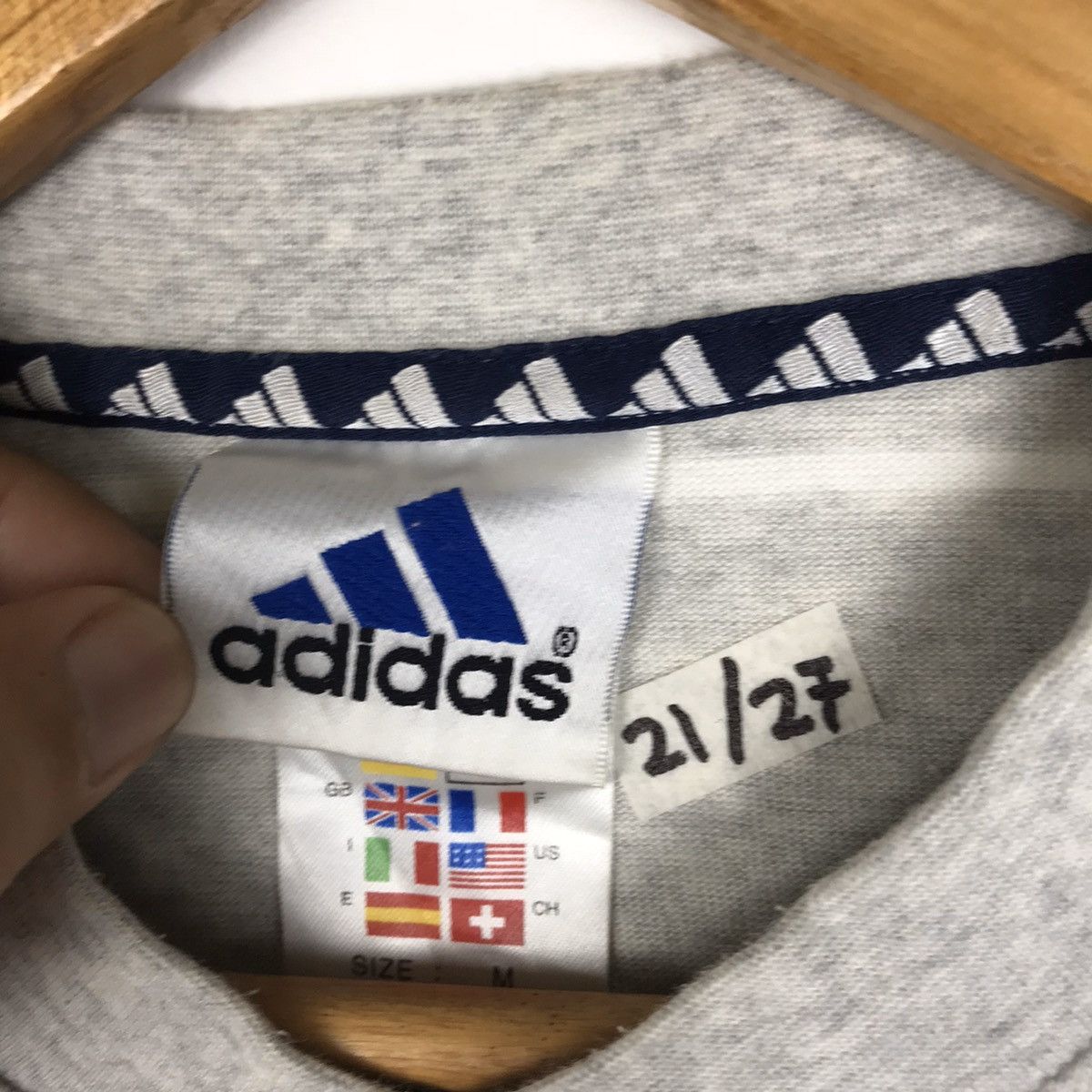 Adidas × Vintage Vintage 90s Adidas Equipment Stripe Size US L / EU 52-54 / 3 - 6 Thumbnail
