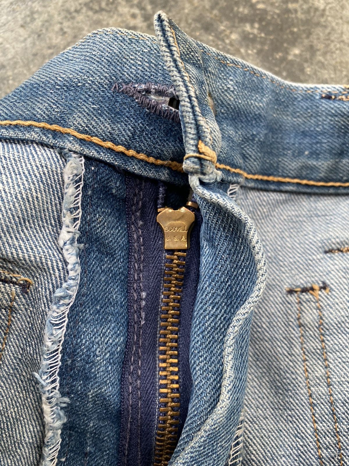 Vintage Vintage 70s X-West Canton Bottom Bell Distressed Denim Size US 31 - 11 Thumbnail