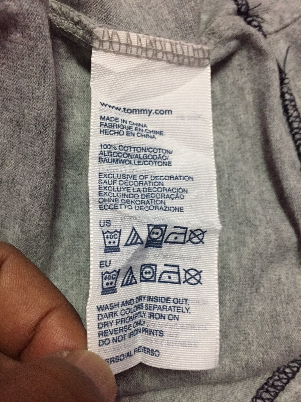Tommy Hilfiger Tommy Hilfiger Tee Size M Size US M / EU 48-50 / 2 - 3 Thumbnail