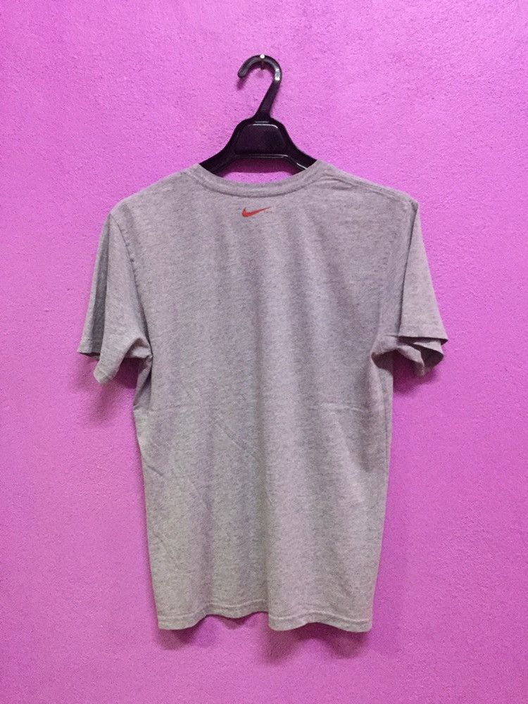 Nike Nike Tee Size L Size US L / EU 52-54 / 3 - 2 Thumbnail