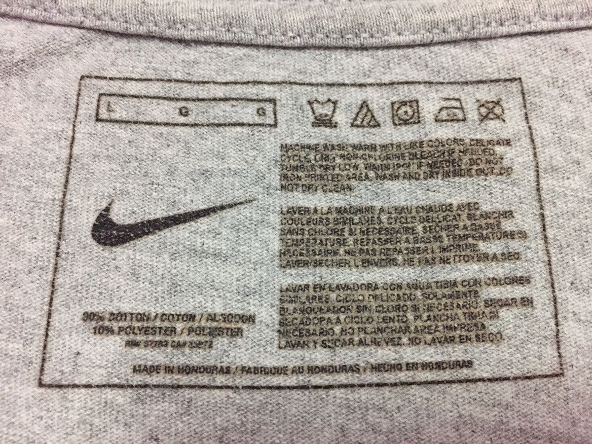 Nike Nike Tee Size L Size US L / EU 52-54 / 3 - 3 Thumbnail