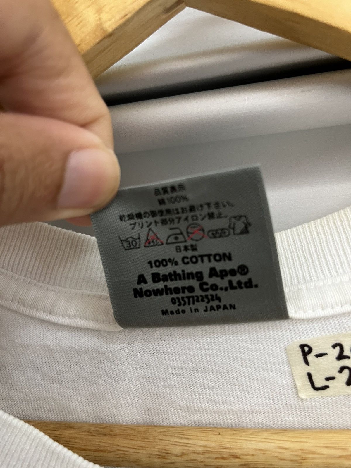 Bape Vintage Bathing ape Iconic Warfare bape collabration Size US M / EU 48-50 / 2 - 11 Thumbnail