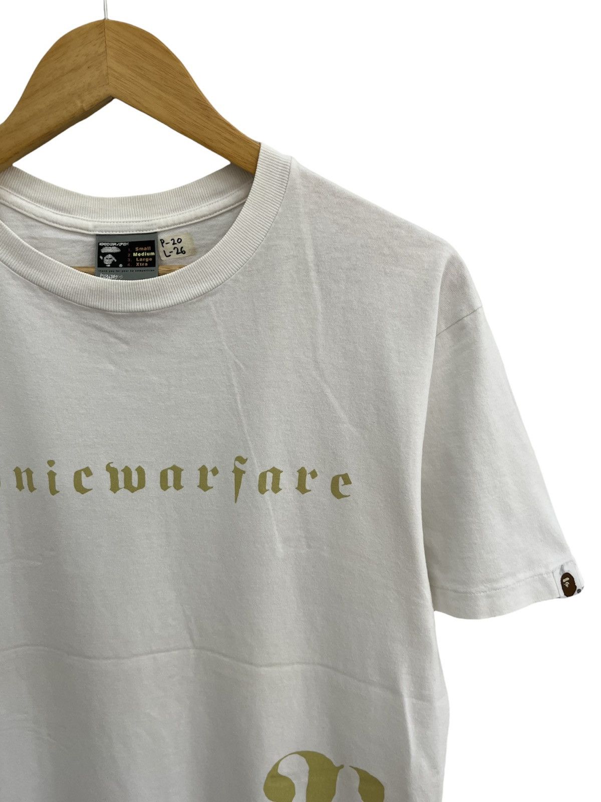 Bape Vintage Bathing ape Iconic Warfare bape collabration Size US M / EU 48-50 / 2 - 5 Thumbnail