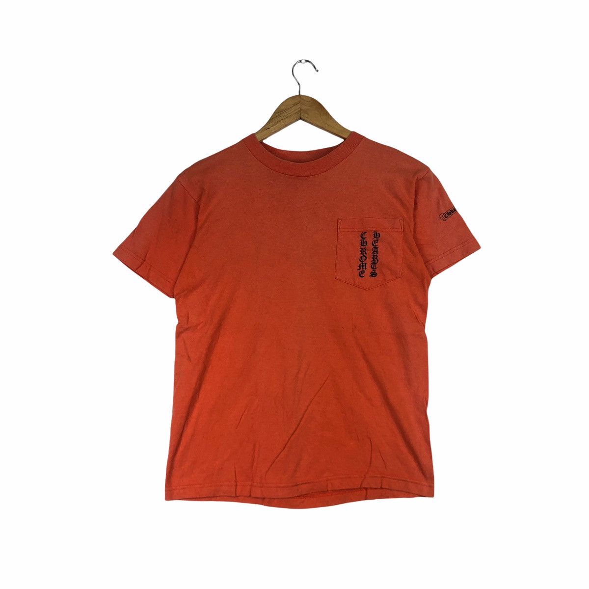 Chrome Hearts VTG CHROME HEARTS MADE IN USA POCKET ORANGE T-SHIRTS Size US S / EU 44-46 / 1 - 1 Thumbnail