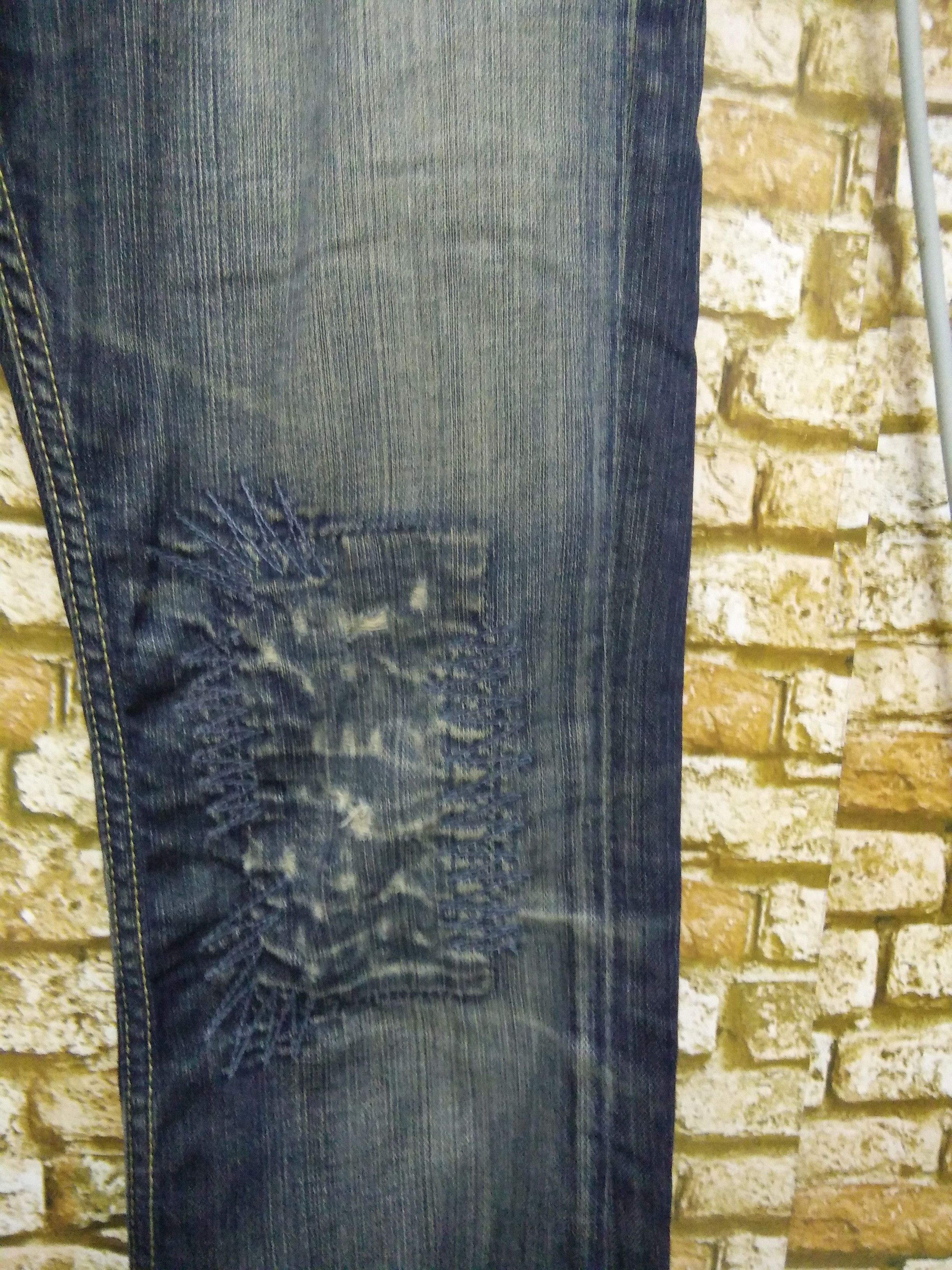 Ben Taverniti Unravel Project TAVERNITI DISTRESSED ROBIN DENIM LOS ANGELES (A771) w31 Size US 31 - 2 Thumbnail