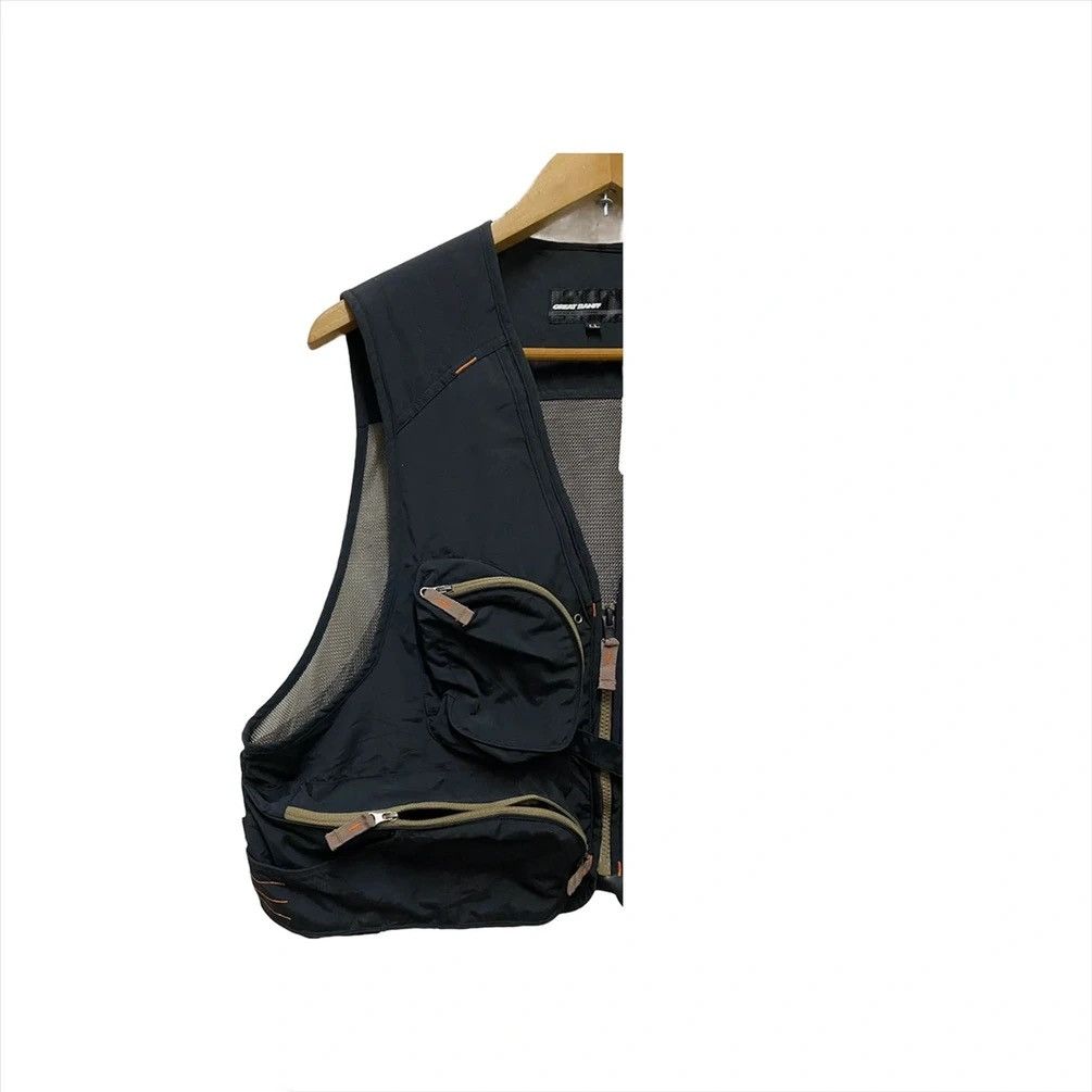 Japanese Brand Daiwa Great Banff Bubble Pocket Fishing Vest fishing Gear Size US M / EU 48-50 / 2 - 4 Thumbnail