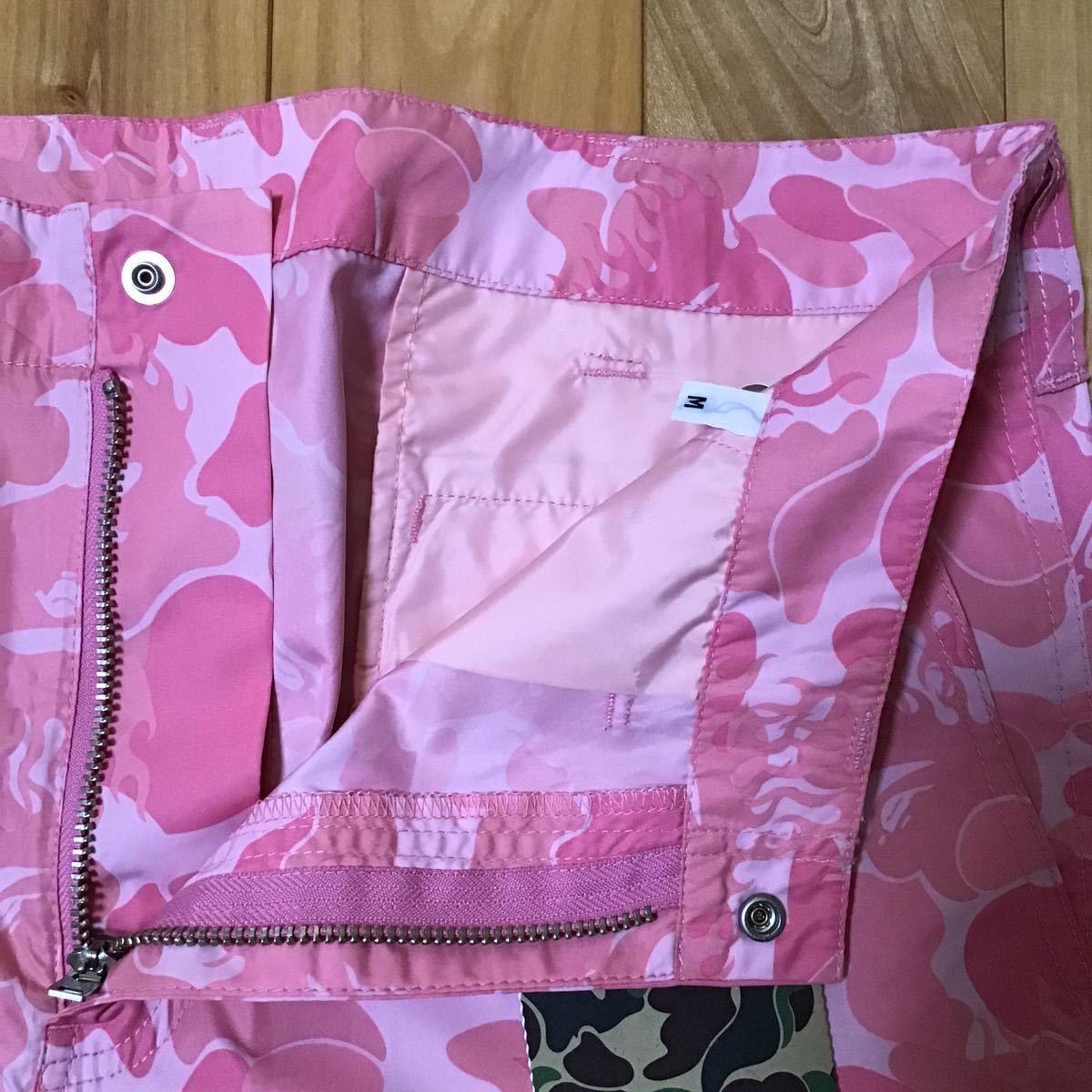 Bape Fire camo pink nylon shorts BAPE flame a bathing ape ★size M Size US 32 / EU 48 - 2 Thumbnail