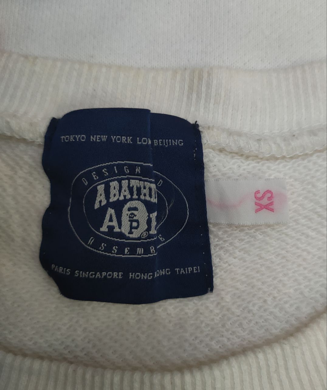 Bape Ladies Of Bape Crewneck Size XS / US 0-2 / IT 36-38 - 5 Thumbnail