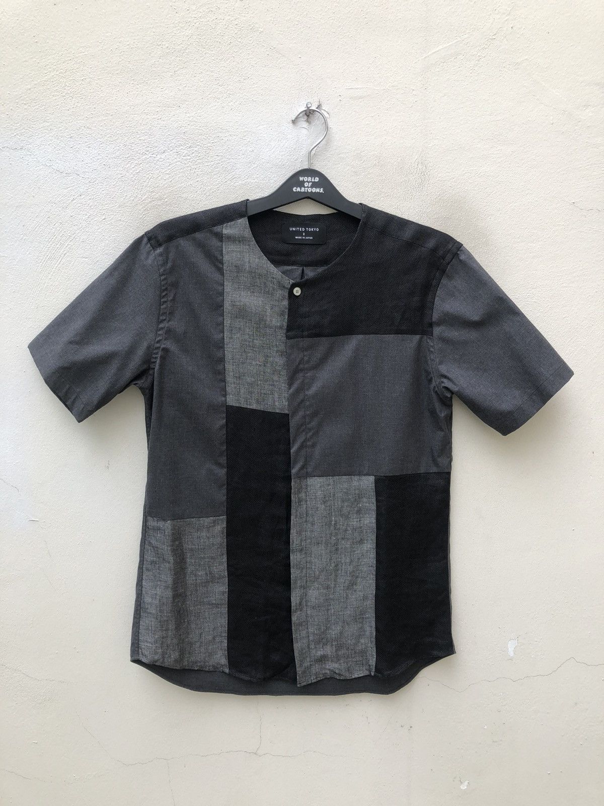 Designer United Tokyo Collarless Patchwork Button Shirt Size US M / EU 48-50 / 2 - 1 Thumbnail