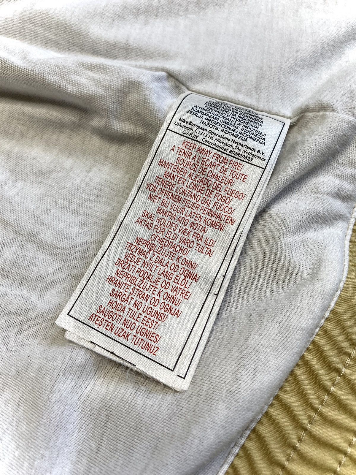 Nike × Vintage 🔥Vintage Nike Cream Jacket y2k🔥 ( L ) Size US L / EU 52-54 / 3 - 8 Thumbnail