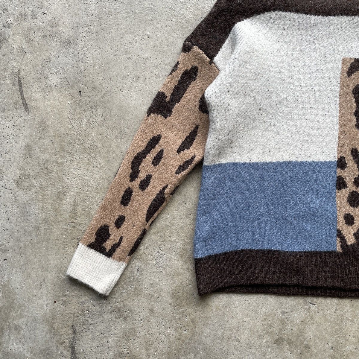 Japanese Brand Vintage Japanese 4 Tone Colours Knitwear Sweater Jumper Size US M / EU 48-50 / 2 - 4 Thumbnail