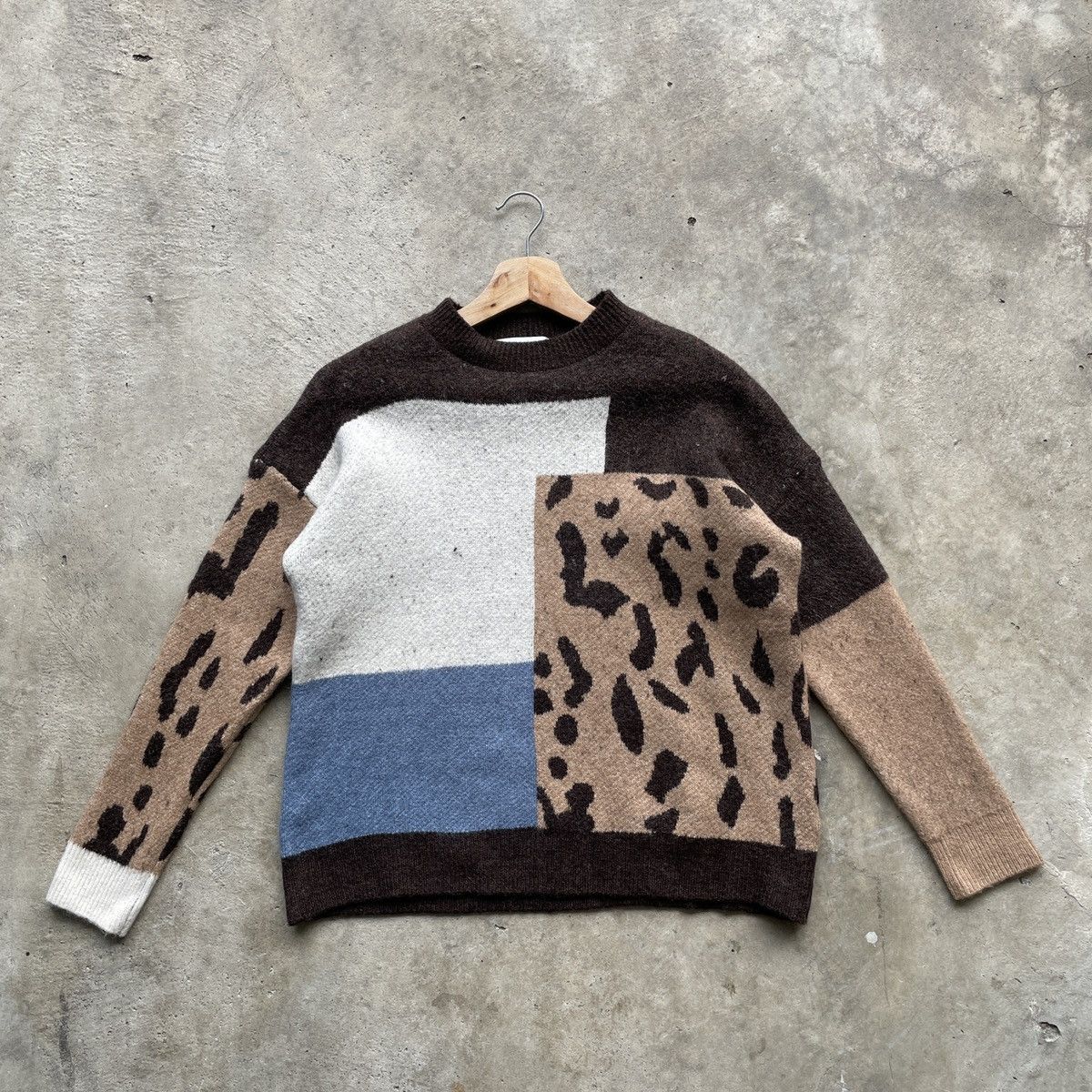 Japanese Brand Vintage Japanese 4 Tone Colours Knitwear Sweater Jumper Size US M / EU 48-50 / 2 - 1 Thumbnail