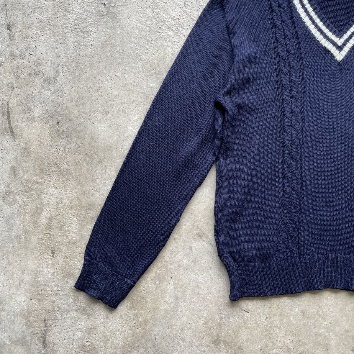 Japanese Brand Vintage Fuji Yacht Dark Blue V-neck Knitwear Sweater Jumper Size US M / EU 48-50 / 2 - 5 Thumbnail