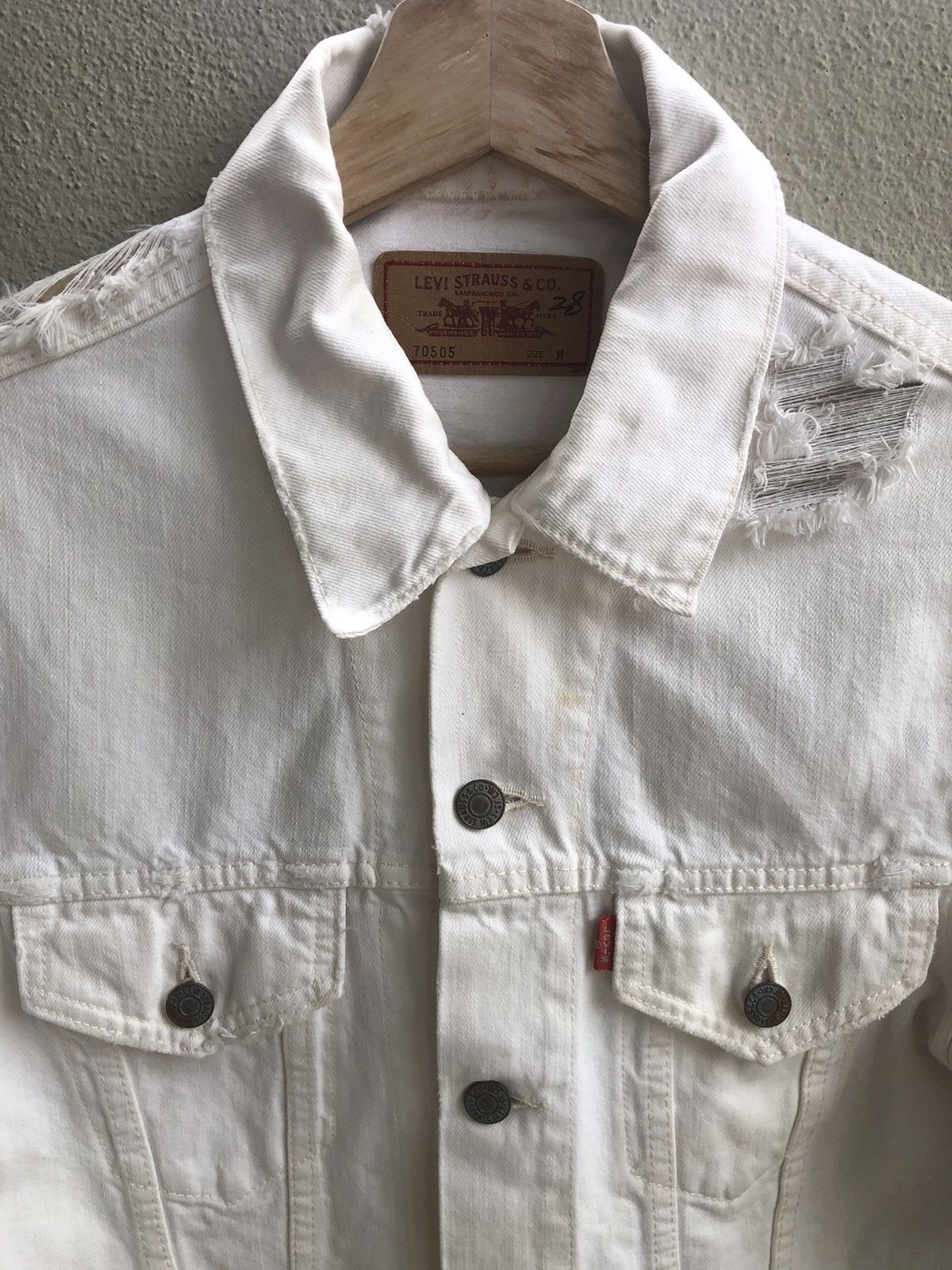 Levi's Japanese Levi’s Denim Jacket Distressed Denim Size US M / EU 48-50 / 2 - 10 Thumbnail