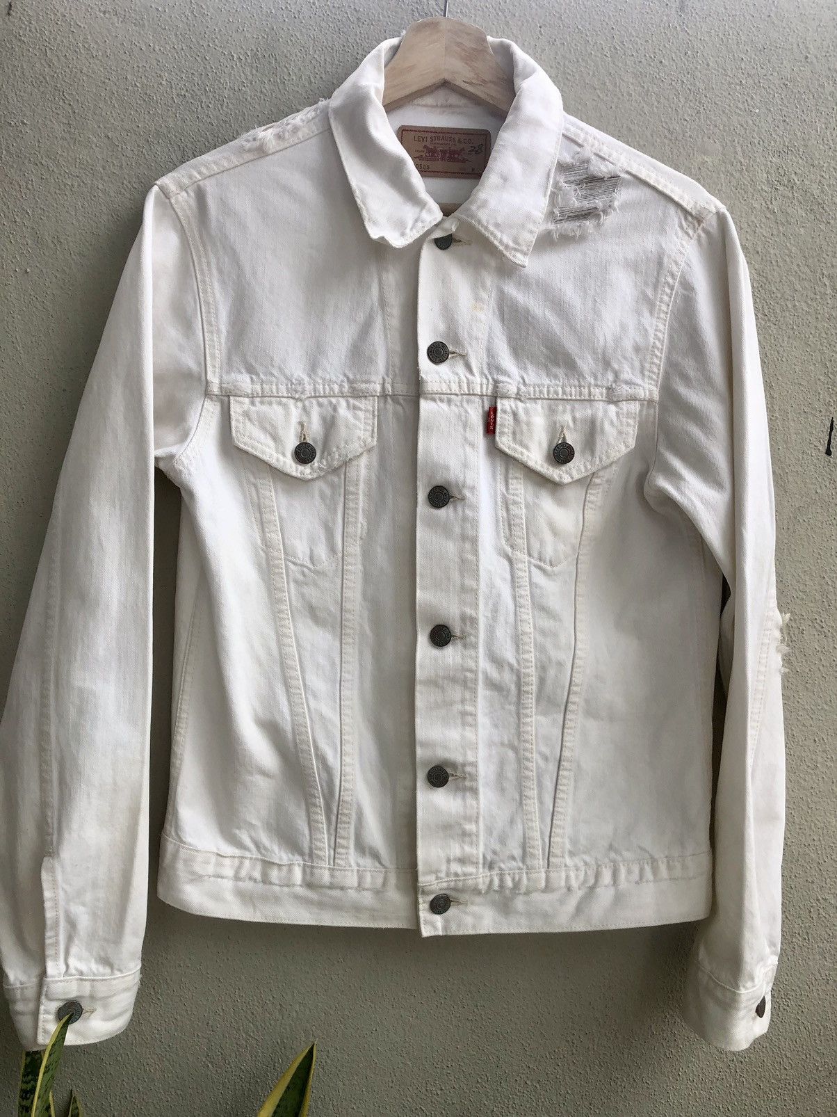 Levi's Japanese Levi’s Denim Jacket Distressed Denim Size US M / EU 48-50 / 2 - 1 Thumbnail