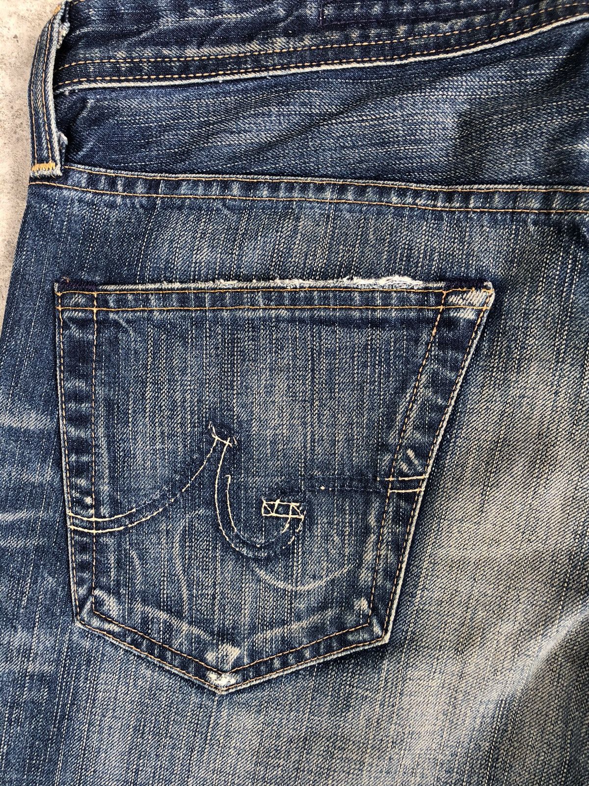 Le Grande Bleu (L.G.B.) AG Flared Jeans Distressed Jeans Size US 33 - 11 Thumbnail