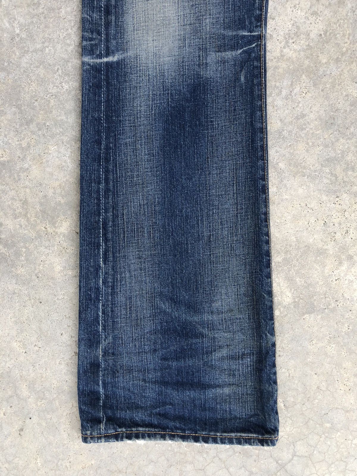 Le Grande Bleu (L.G.B.) AG Flared Jeans Distressed Jeans Size US 33 - 6 Thumbnail