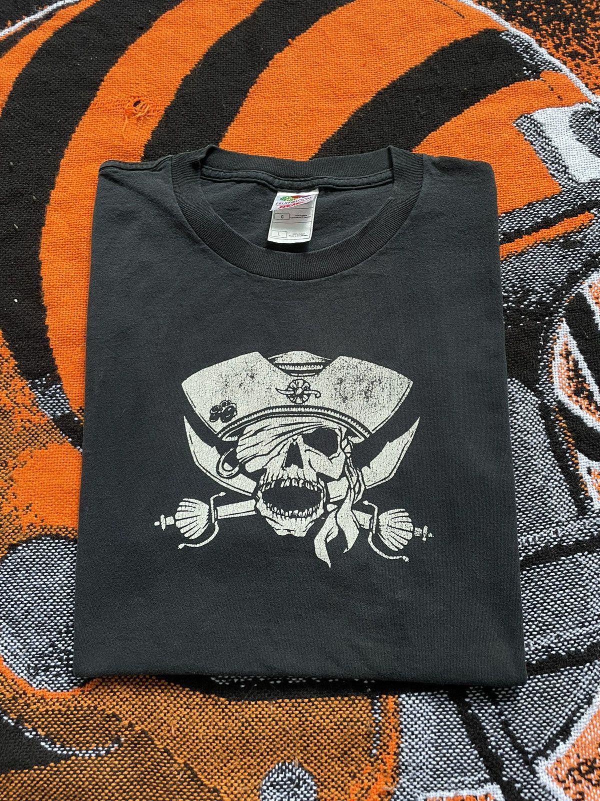 Fruit Of The Loom × Vintage Vintage Y2K Pirate Skull Black T-shirt Early 90s - 2000s Size US L / EU 52-54 / 3 - 1 Thumbnail