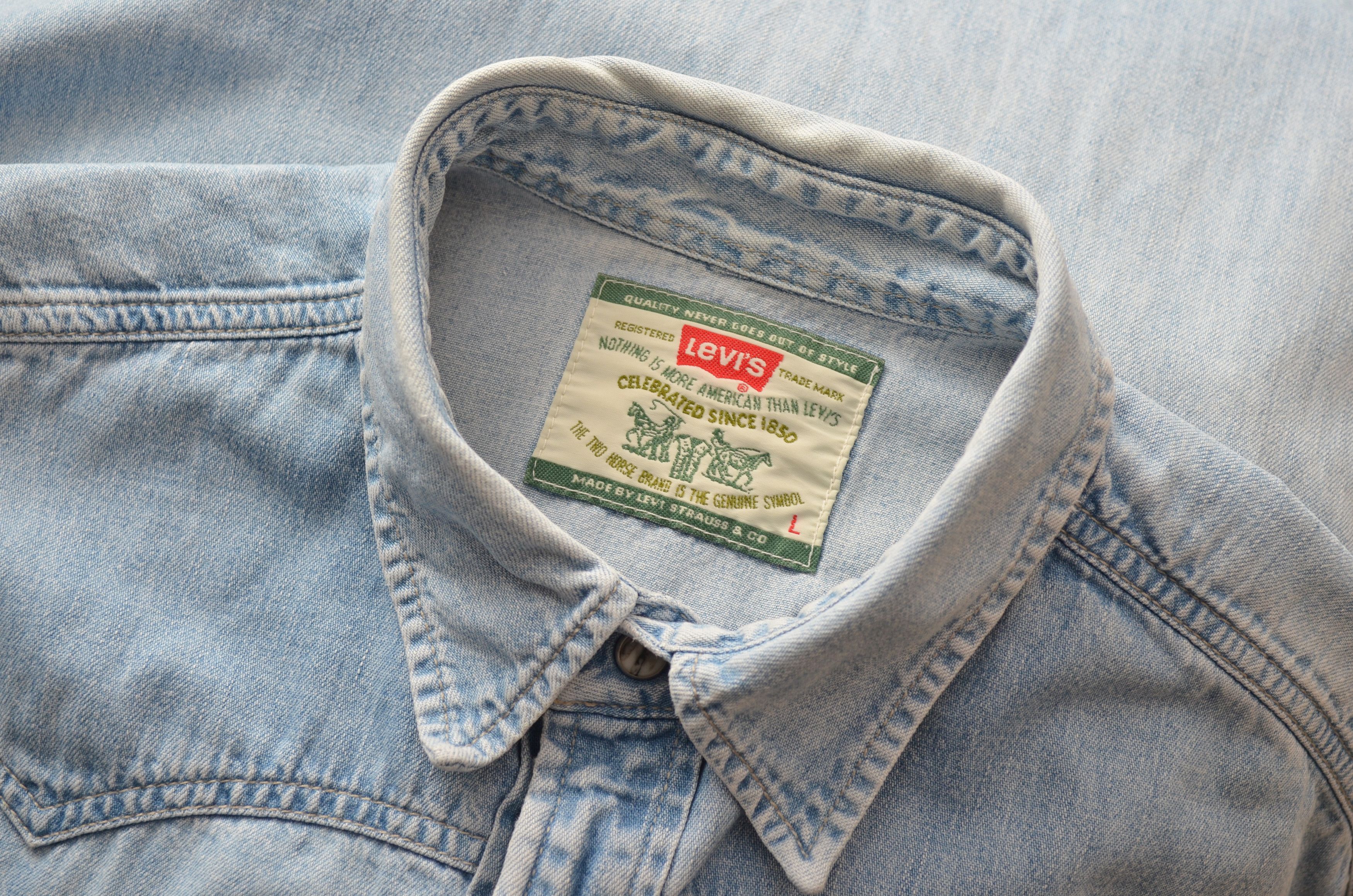 Levi's × Levi's Vintage Clothing × Vintage Levis Vintage Denim Western Blue Shirt Size L Rare Size US L / EU 52-54 / 3 - 14 Thumbnail